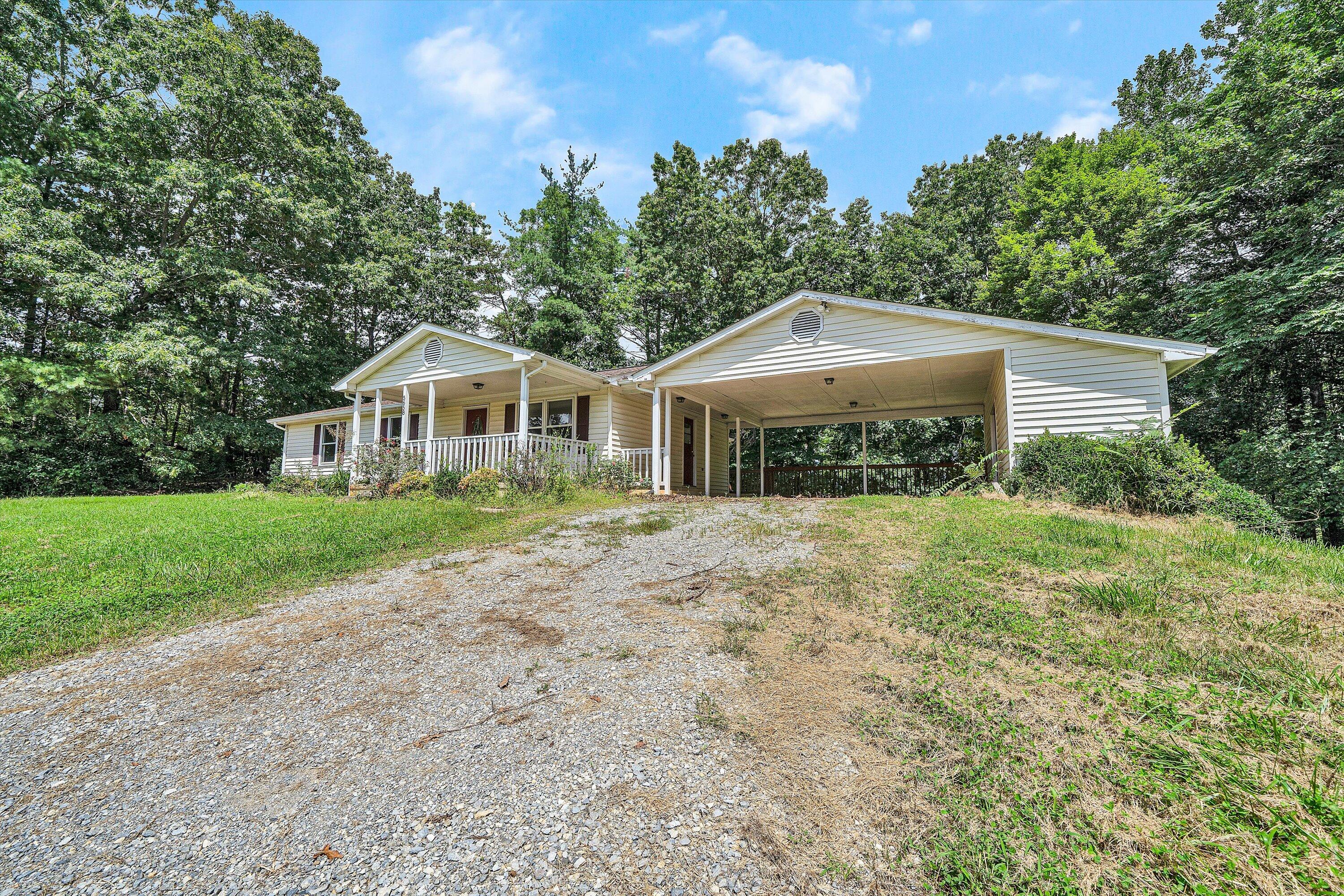 5658 Callaway RD