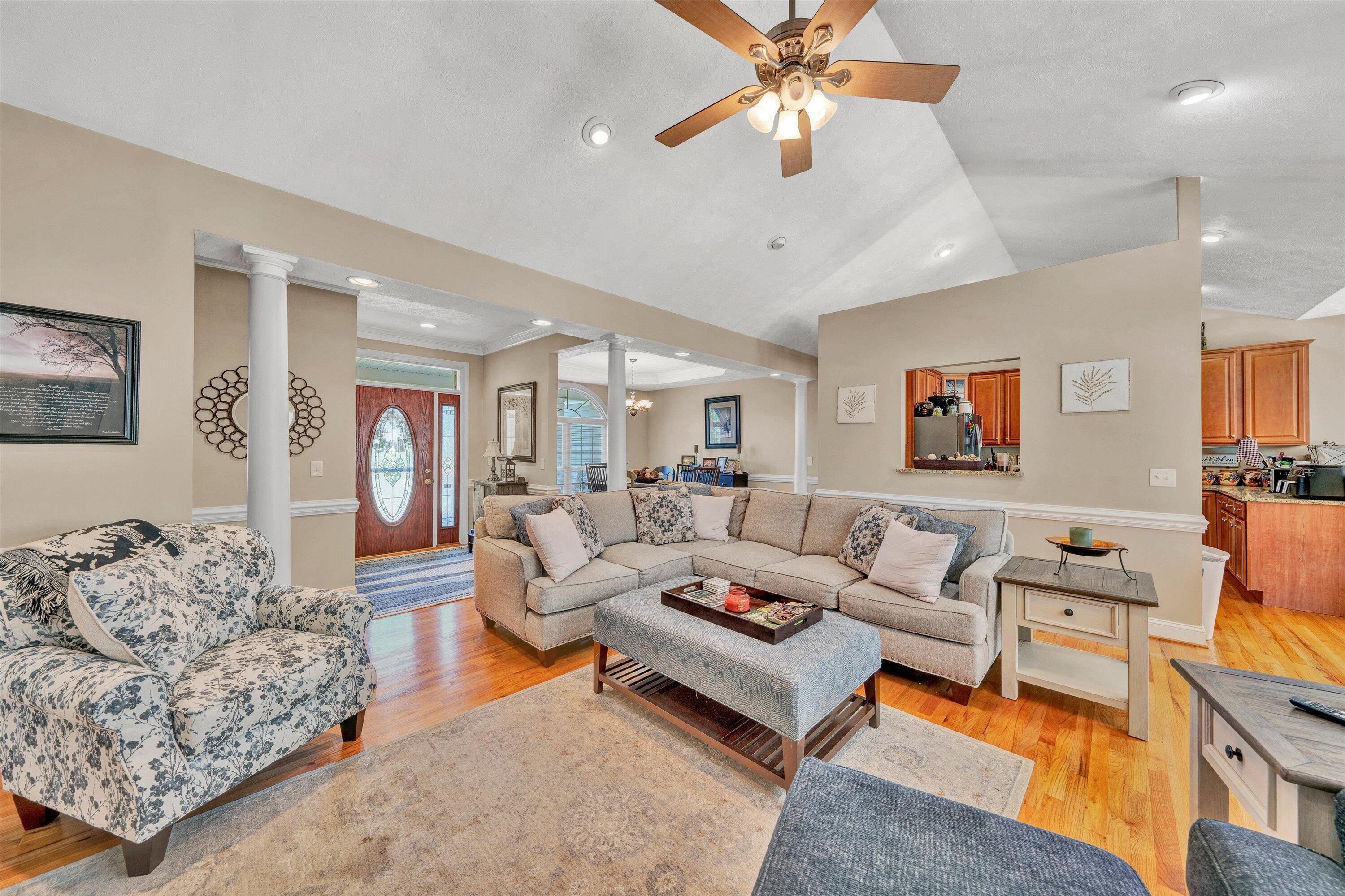 54 Sunview CIR