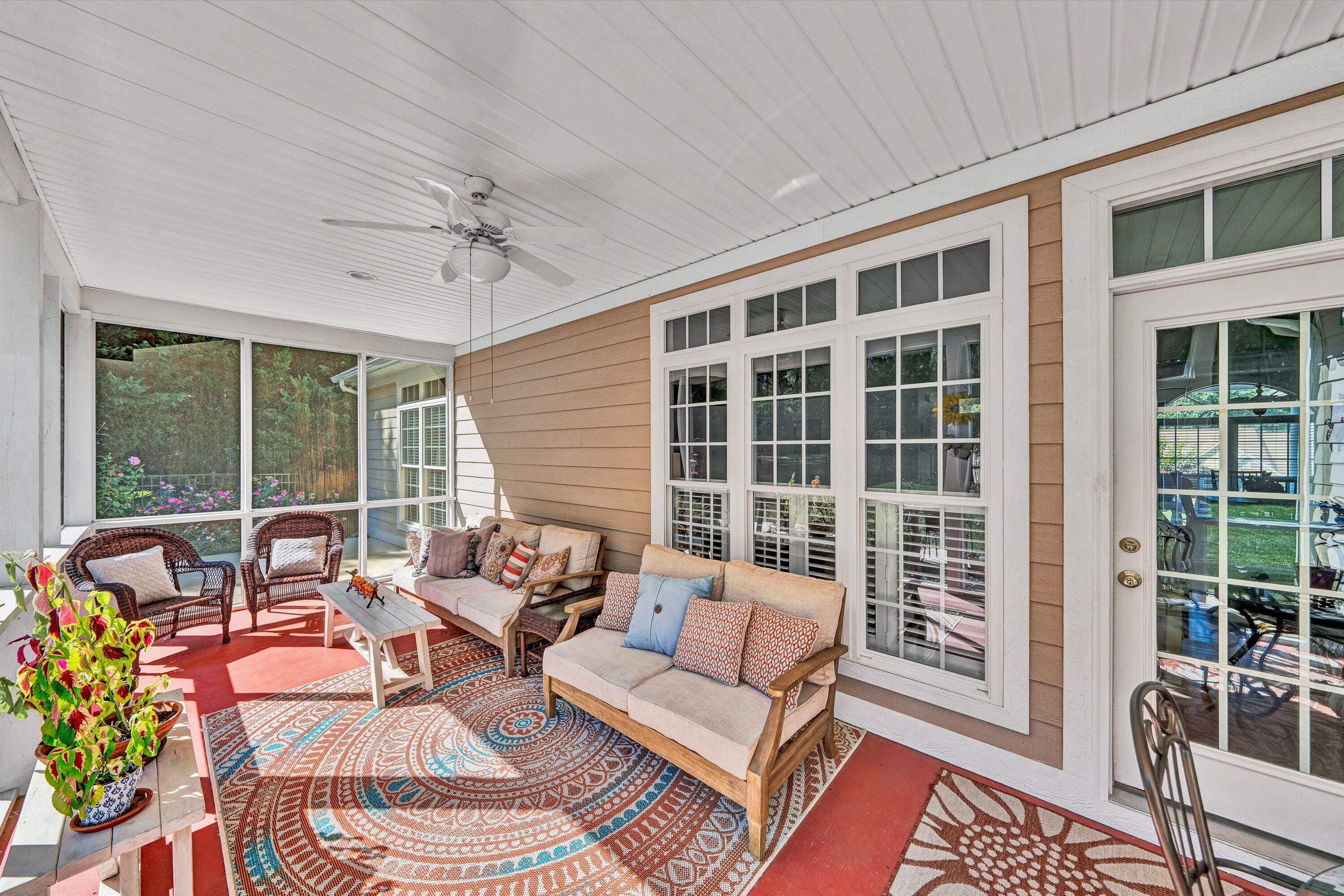 54 Sunview CIR