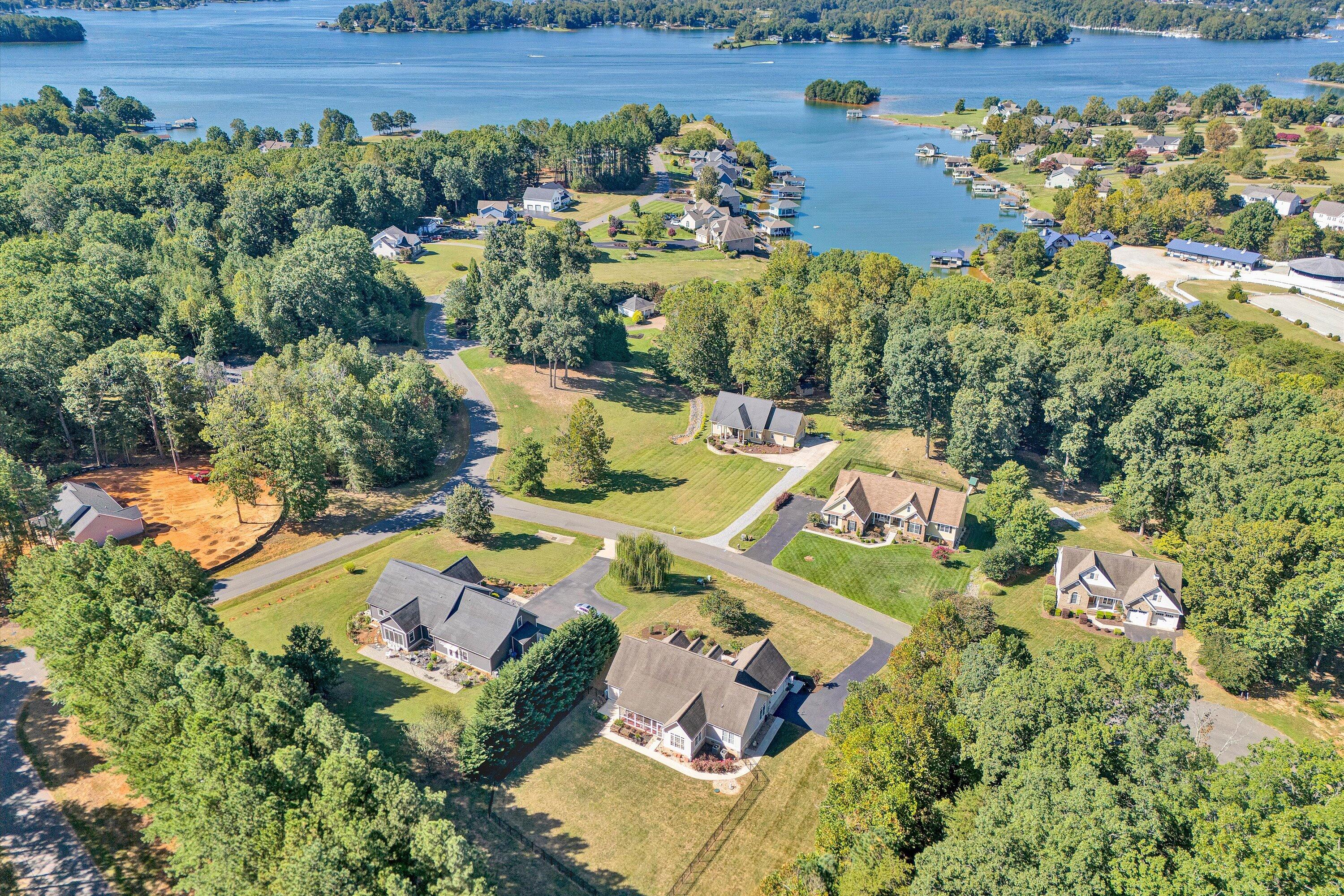 54 Sunview CIR