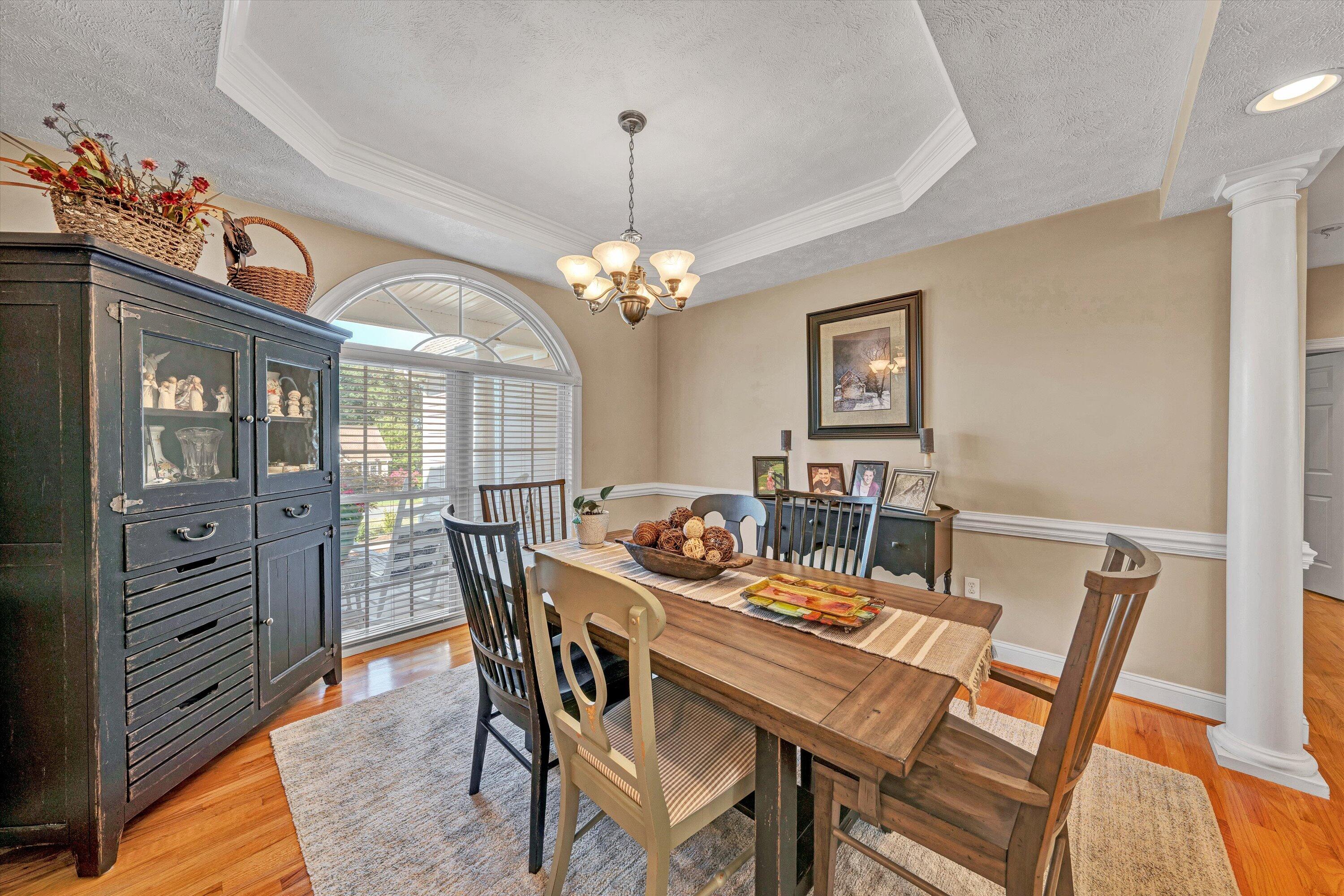 54 Sunview CIR