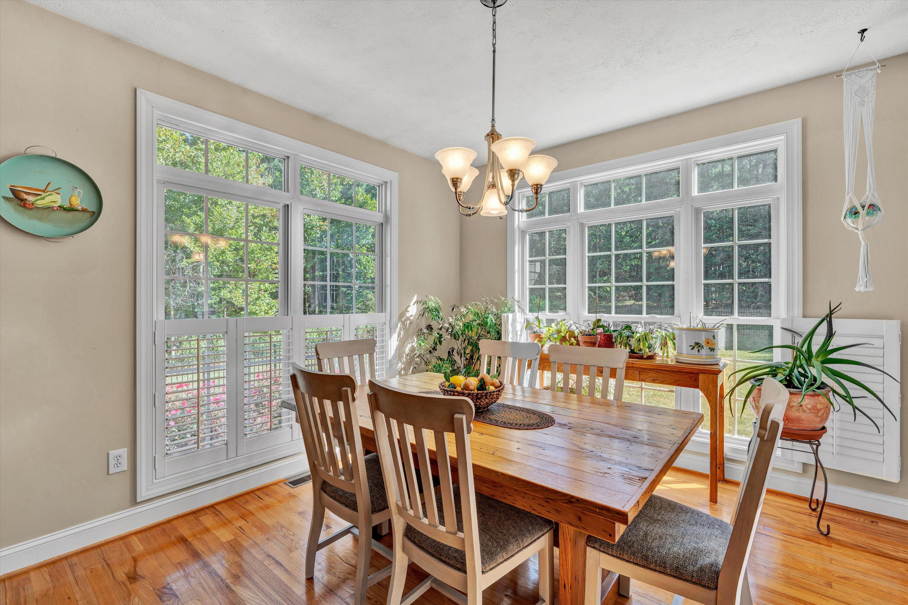 54 Sunview CIR