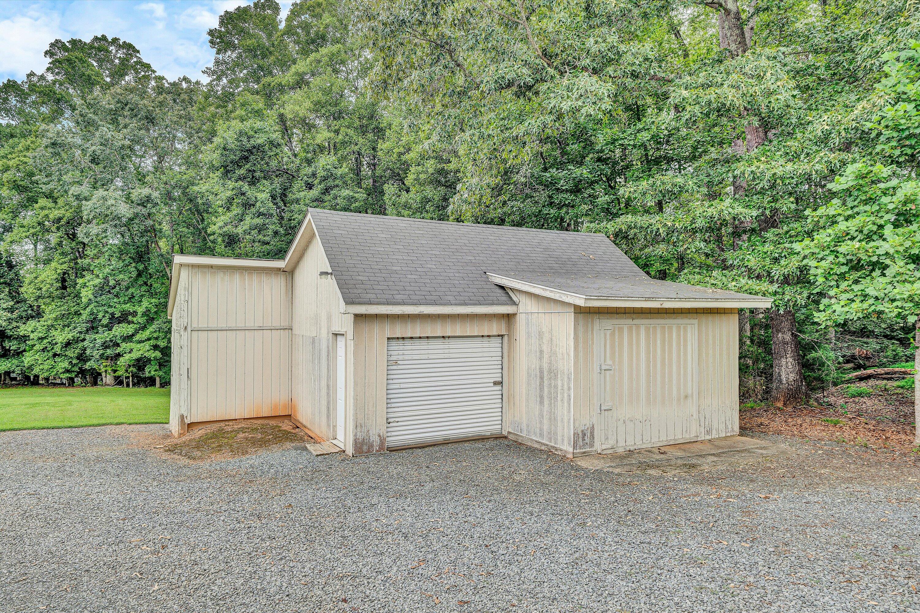 1841 Old Salem School RD