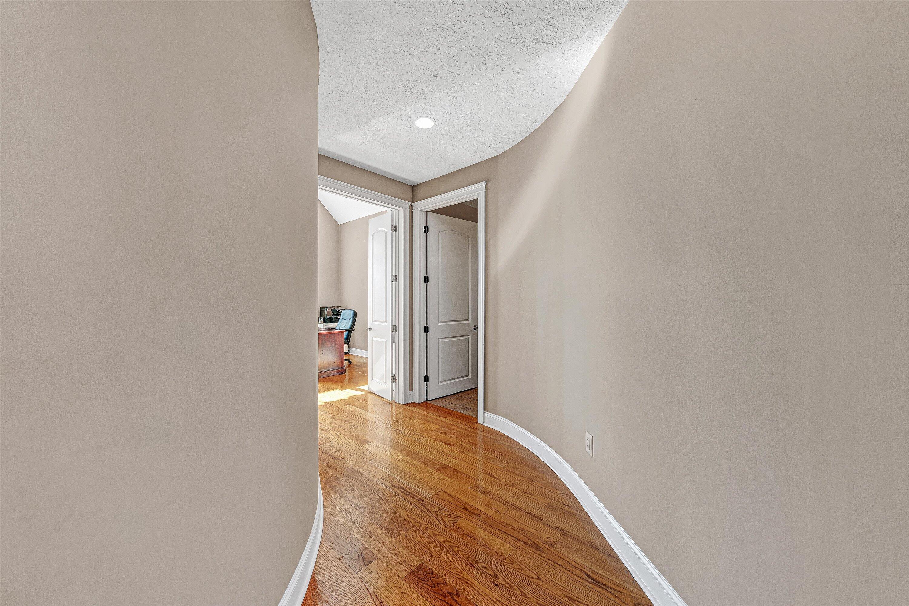 803 Compass Cove CIR