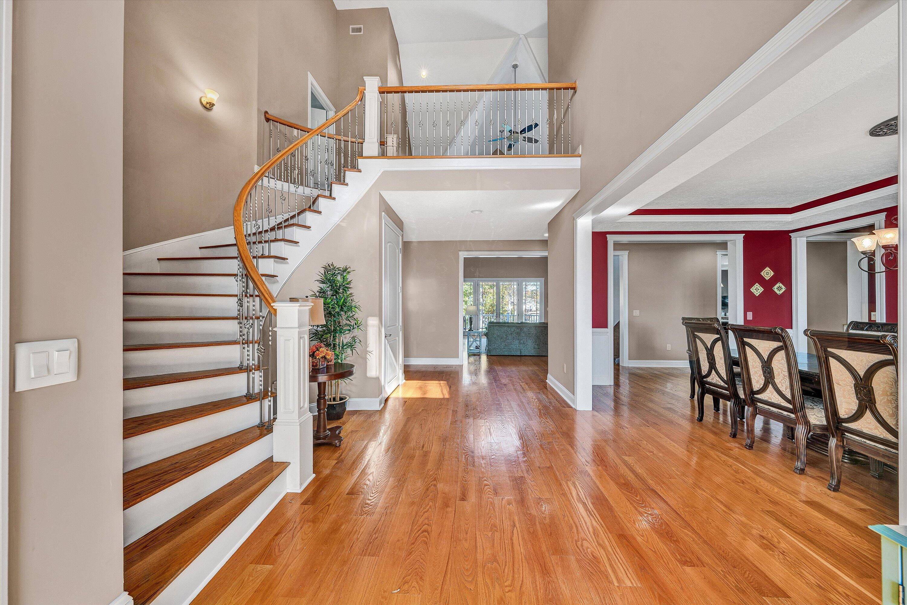 803 Compass Cove CIR
