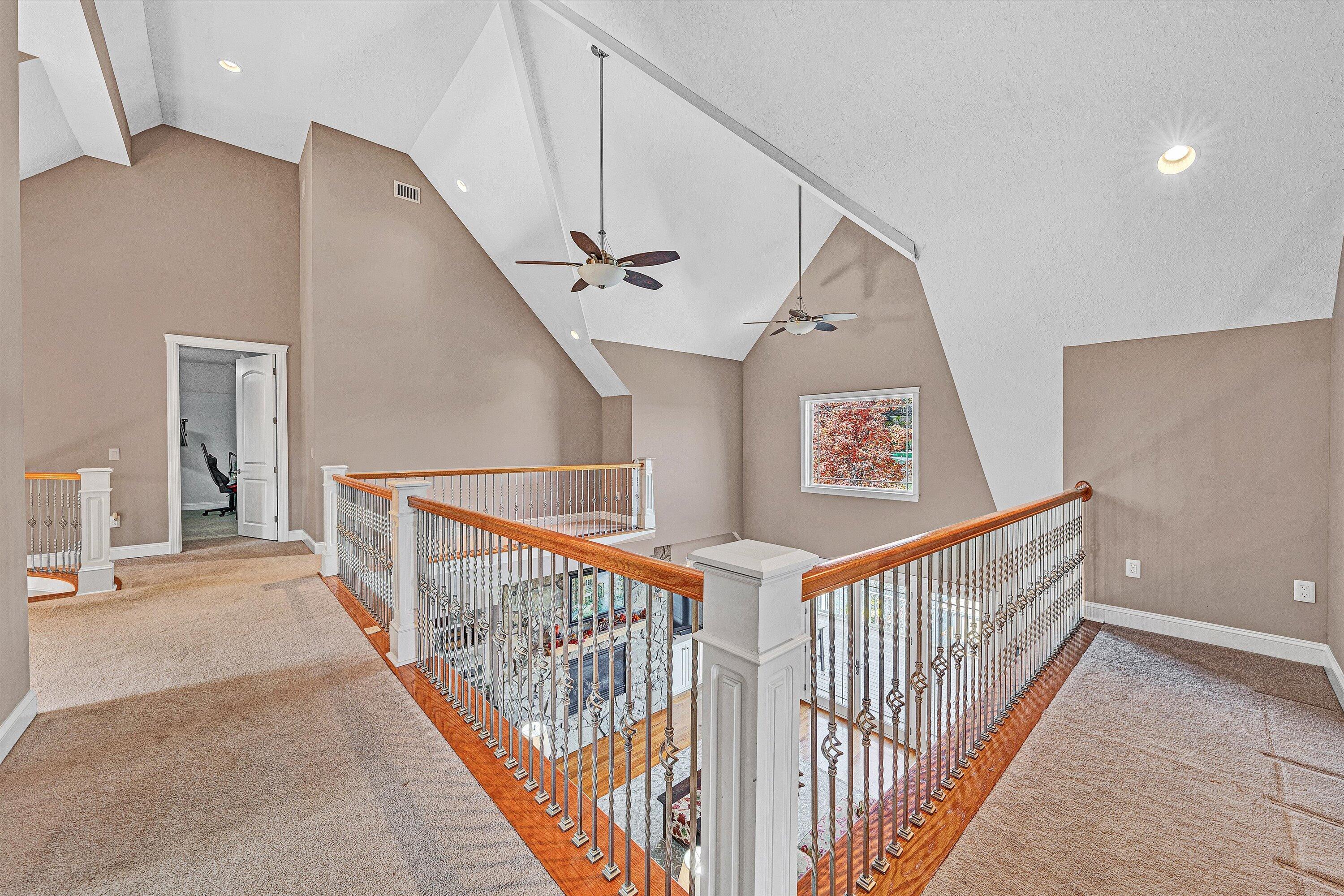 803 Compass Cove CIR