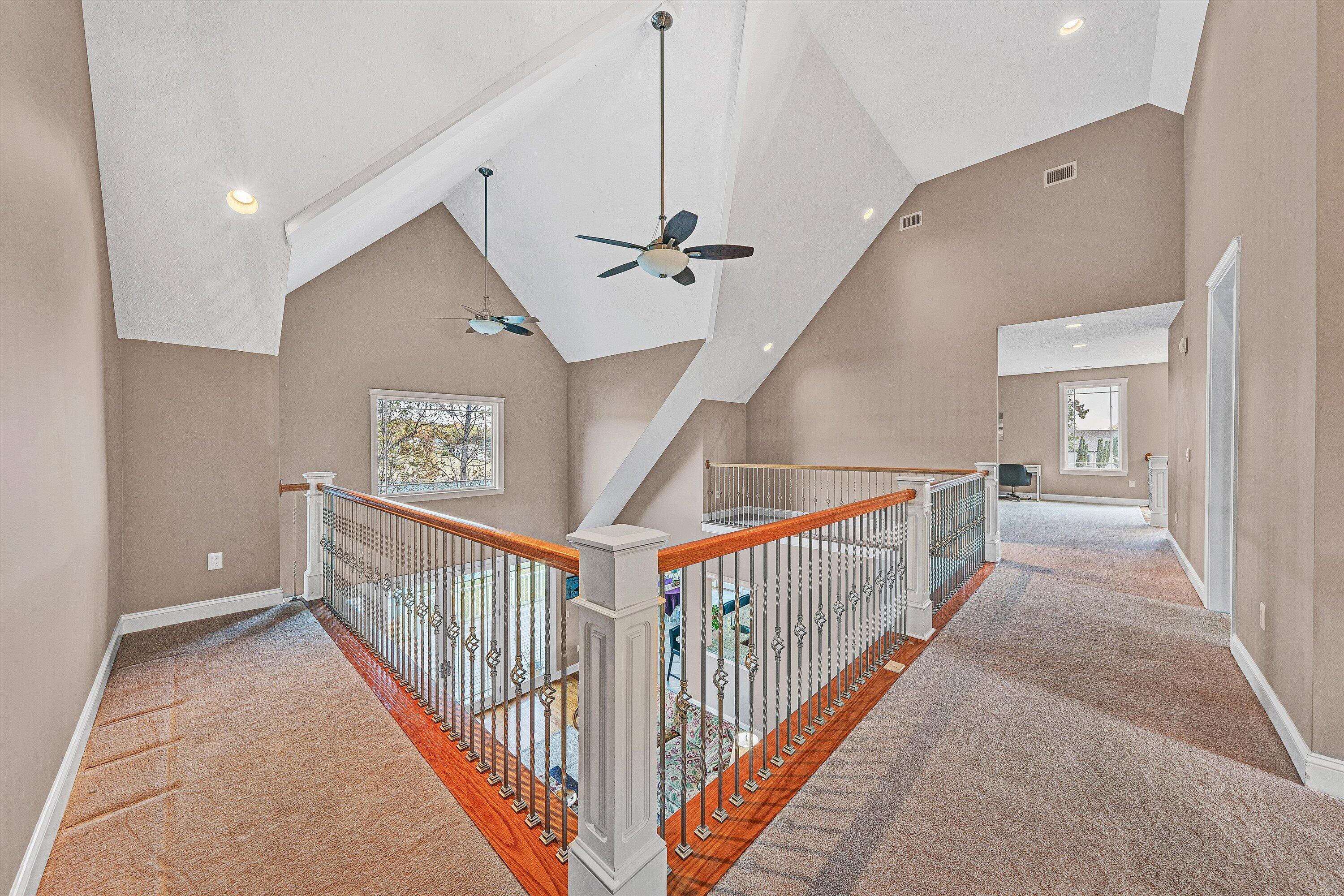 803 Compass Cove CIR