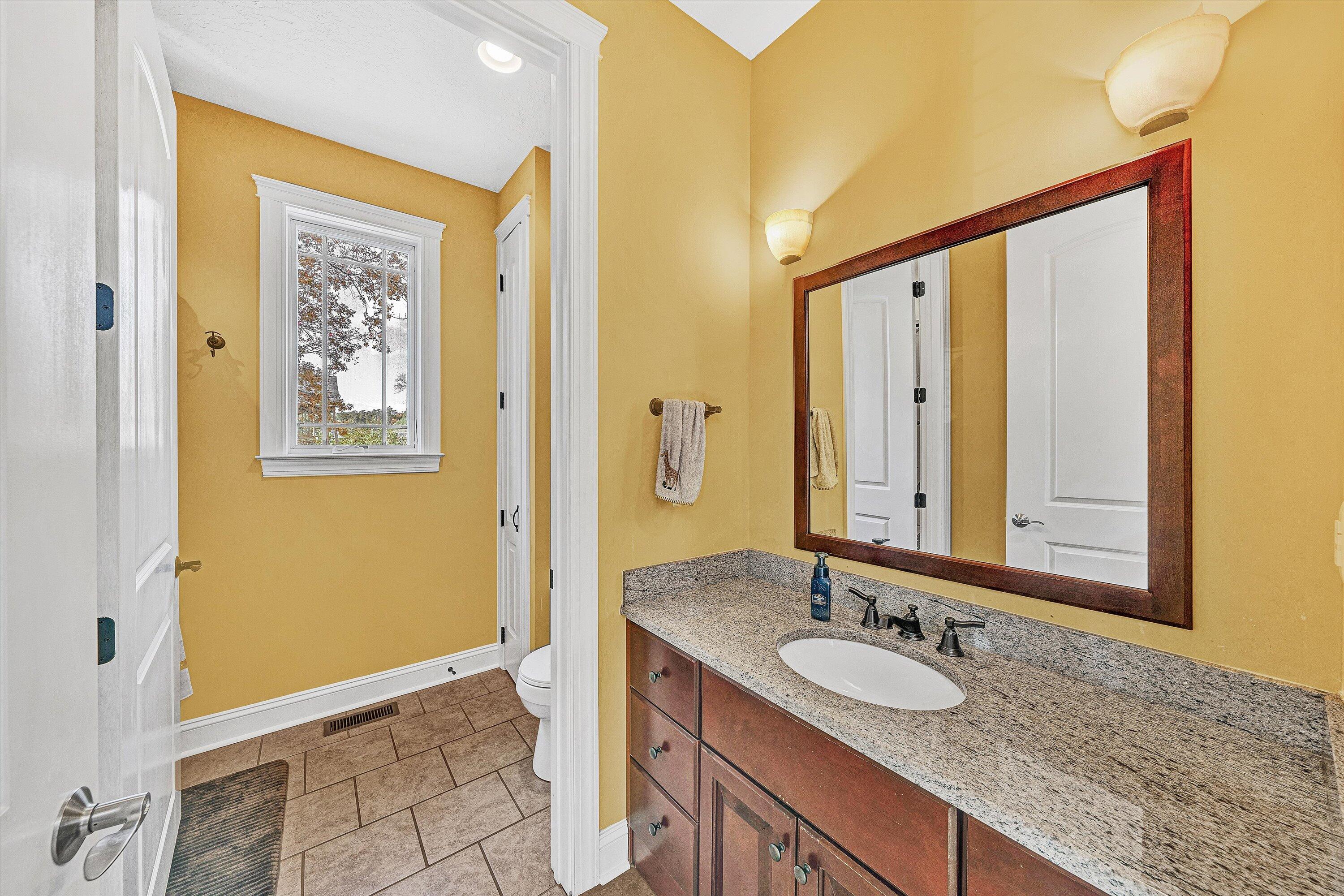 803 Compass Cove CIR