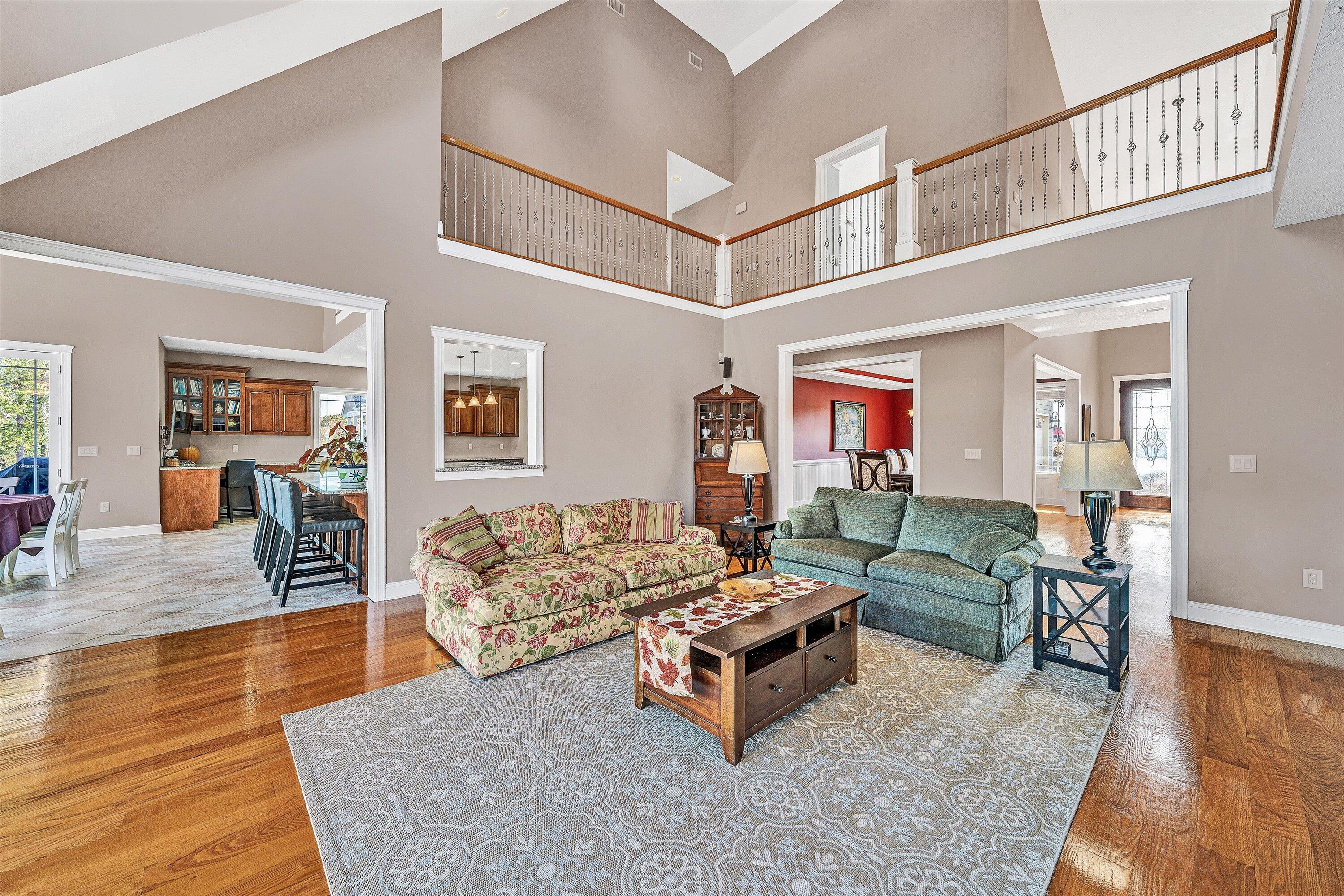 803 Compass Cove CIR