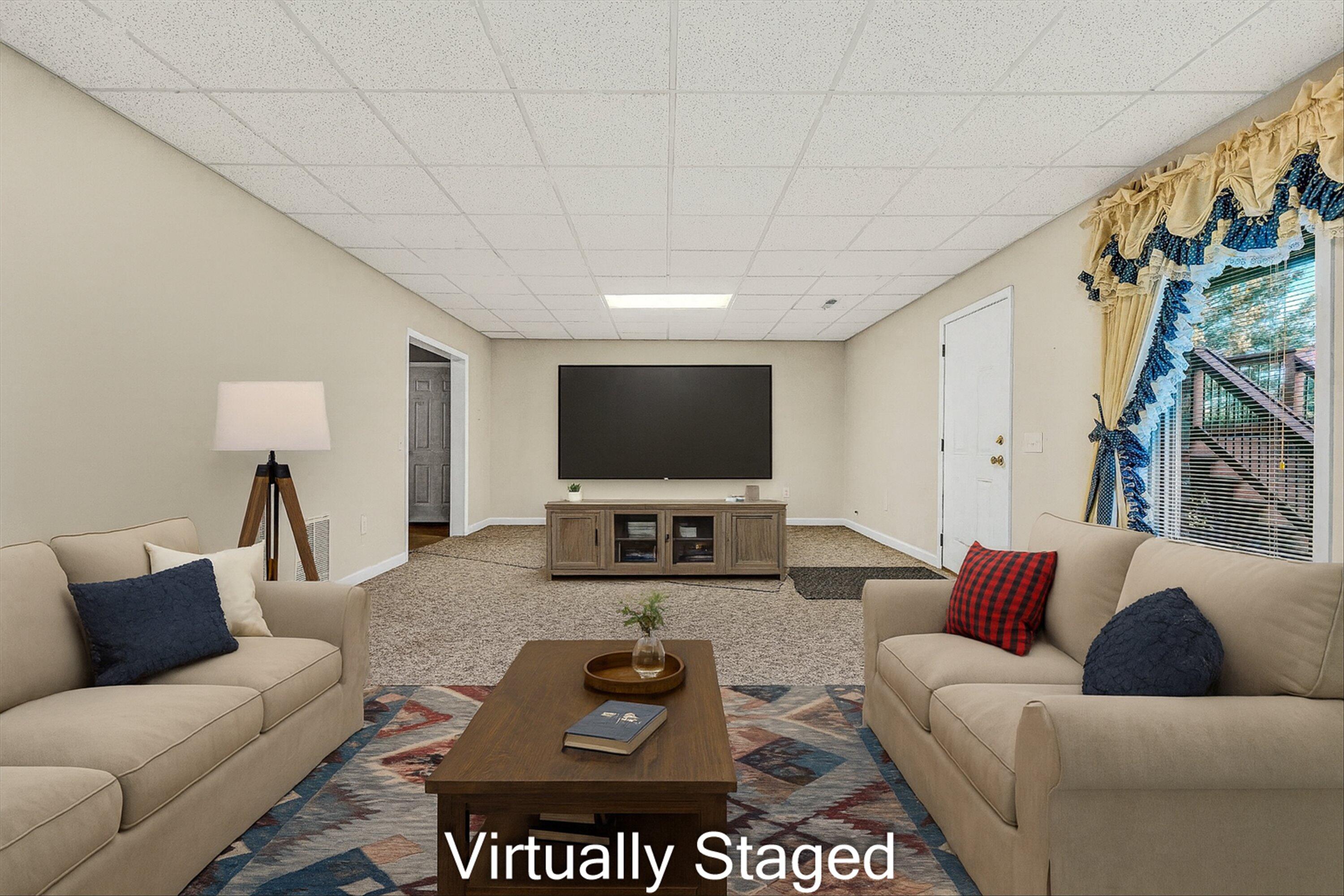 196 Halsey CT