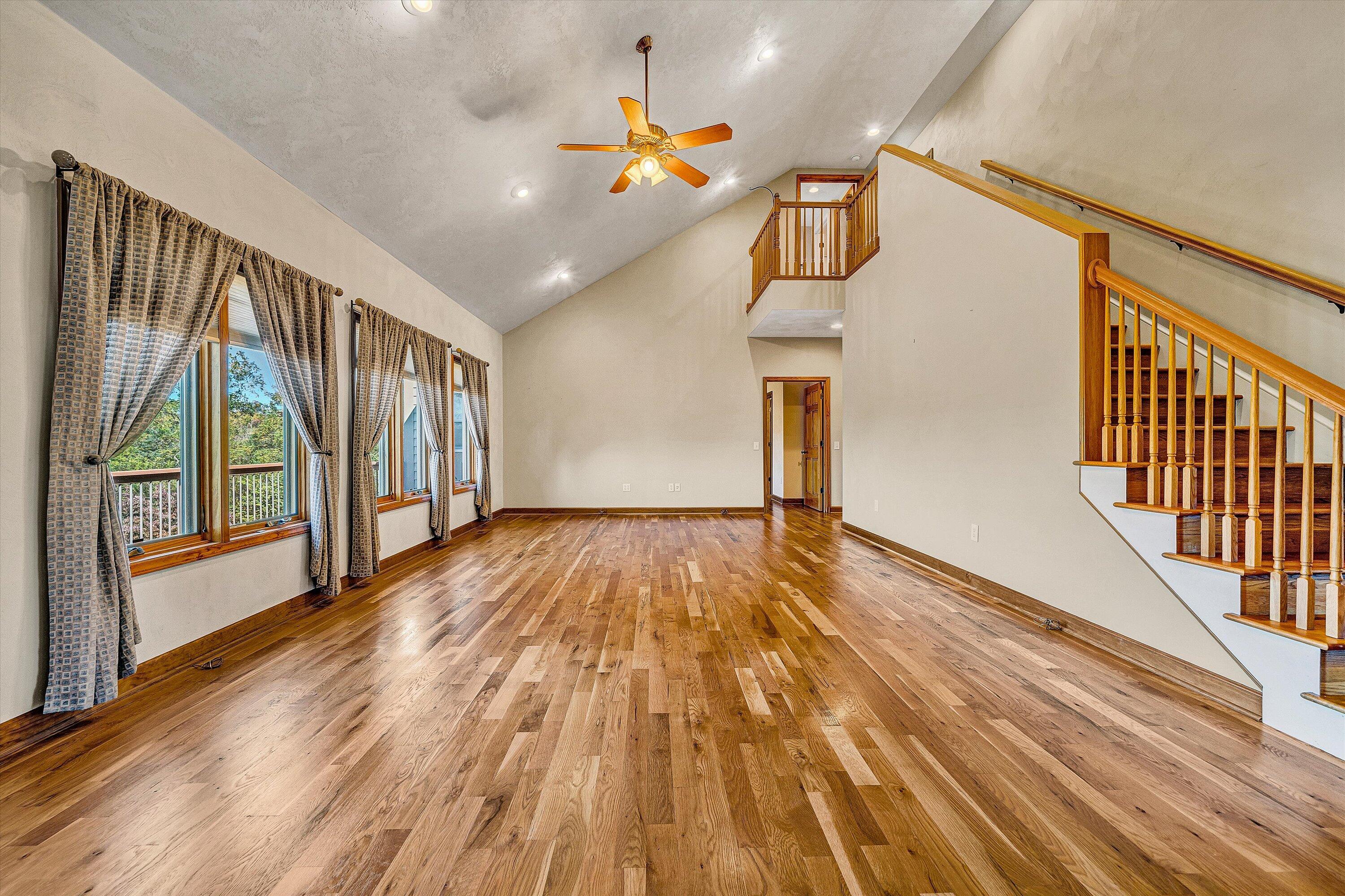 196 Halsey CT