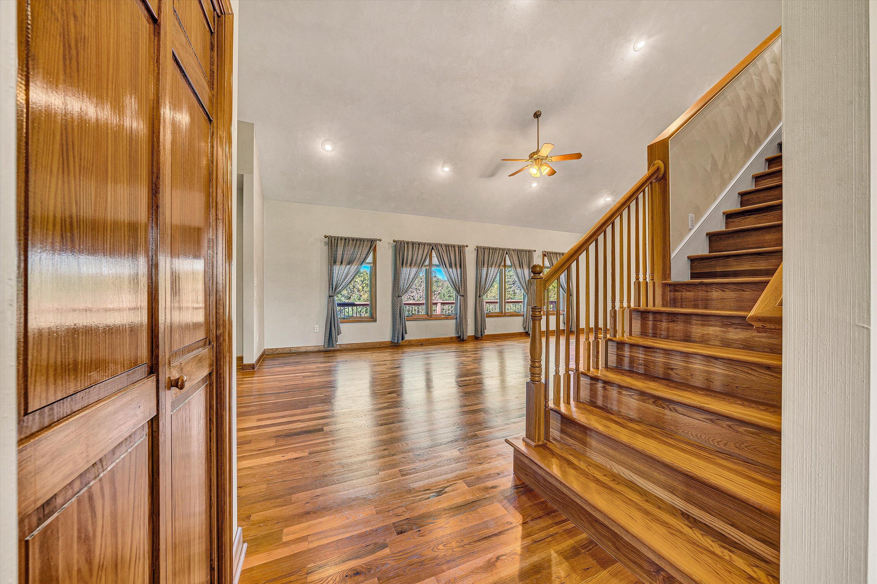 196 Halsey CT