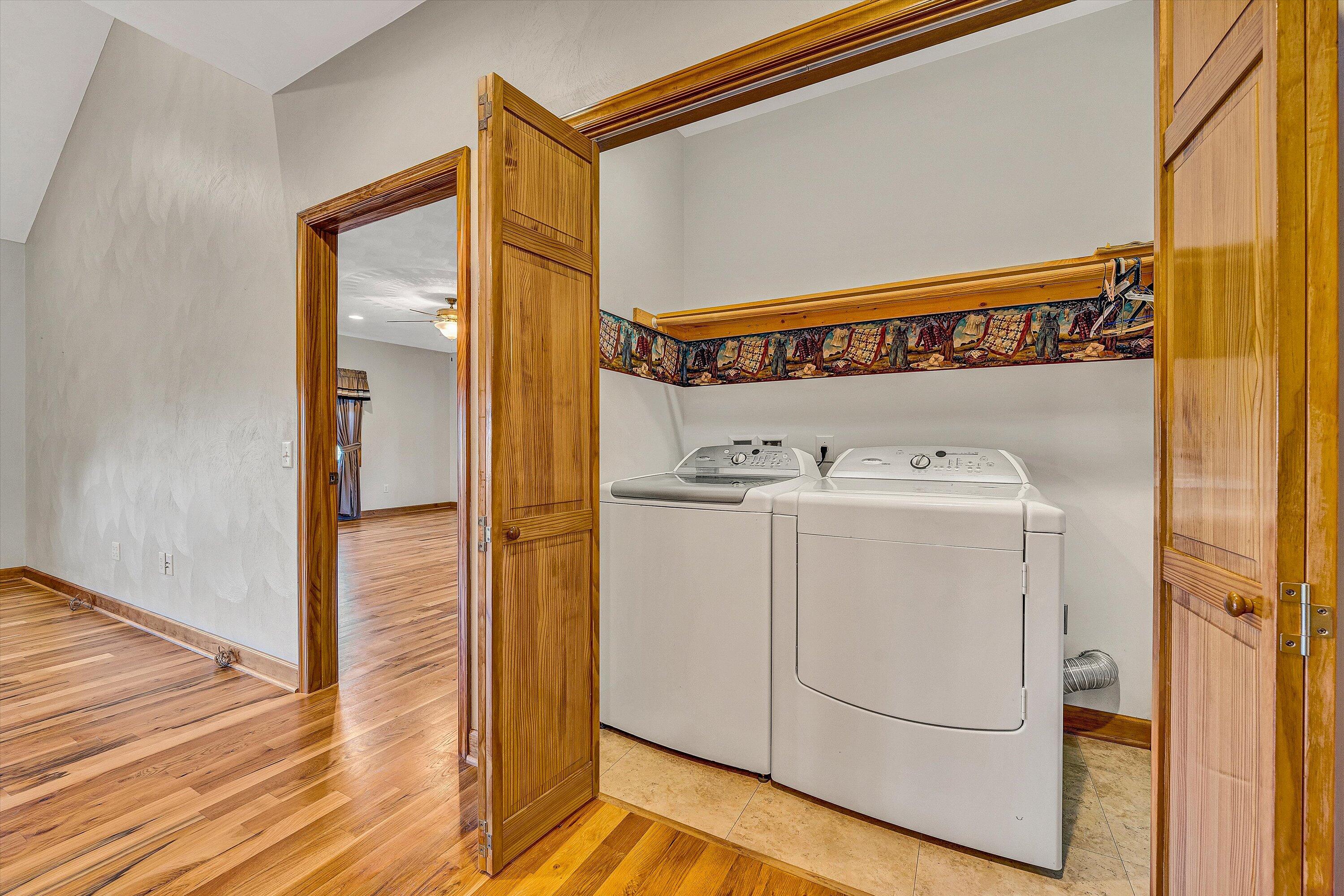 196 Halsey CT