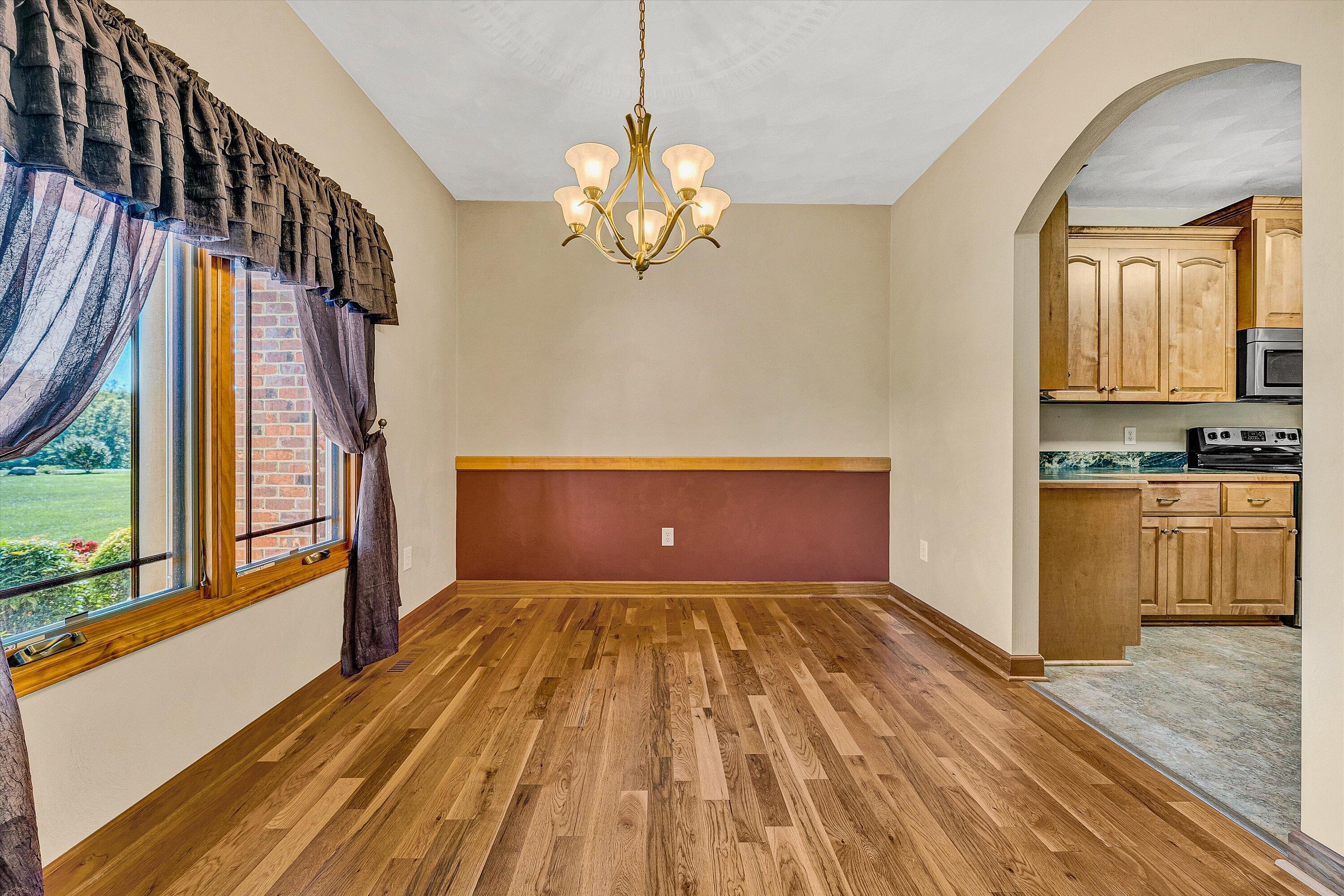 196 Halsey CT