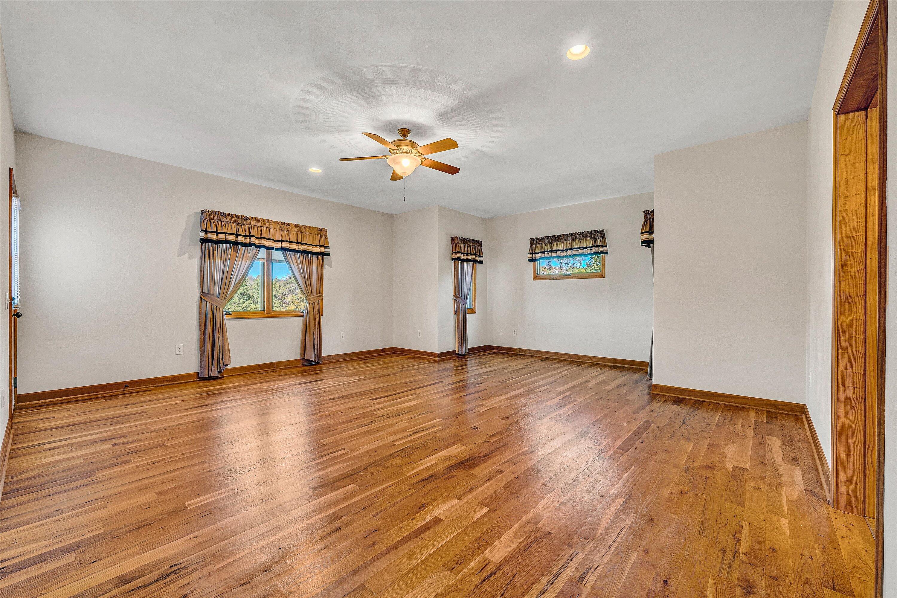 196 Halsey CT