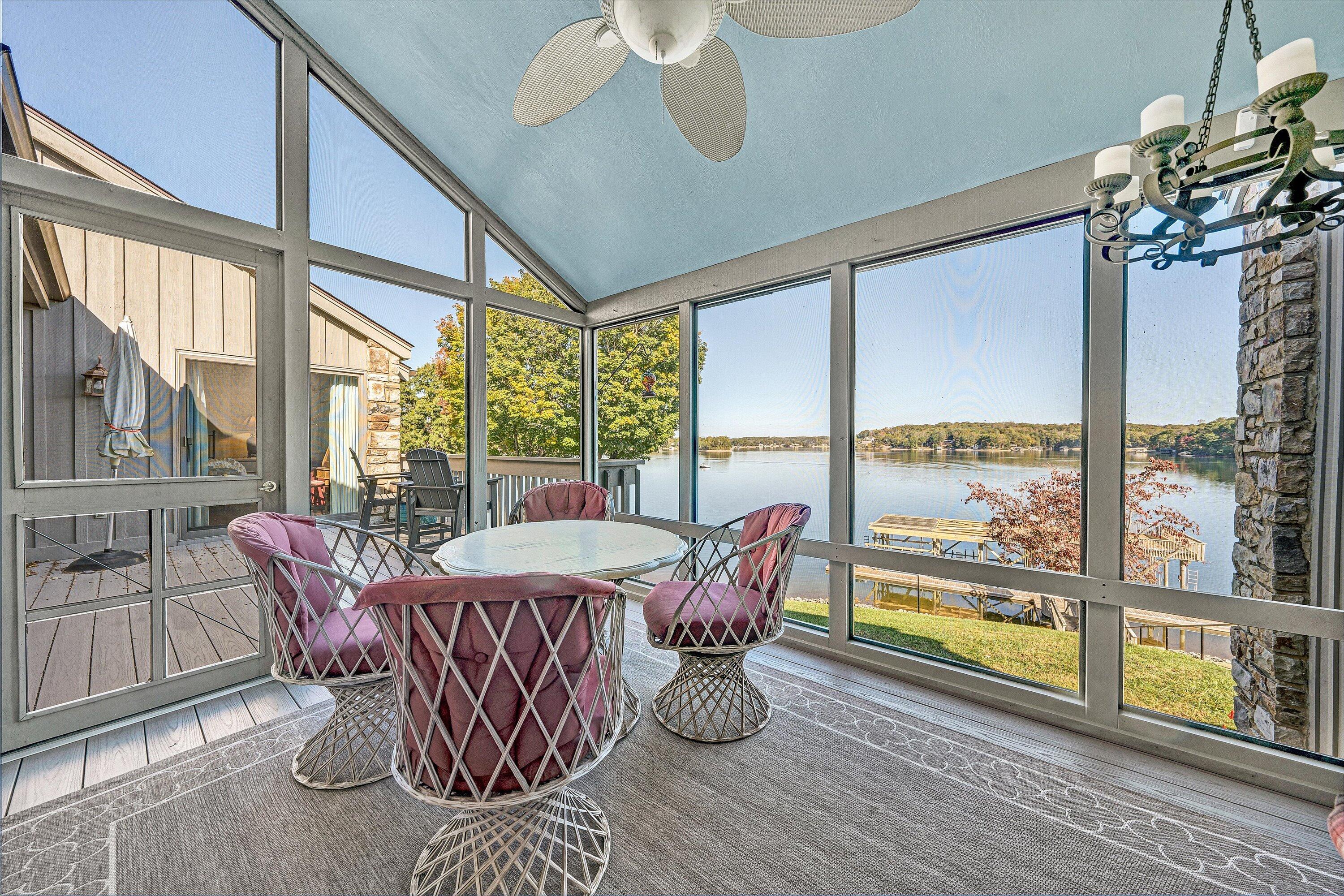 112 Gangplank CIR