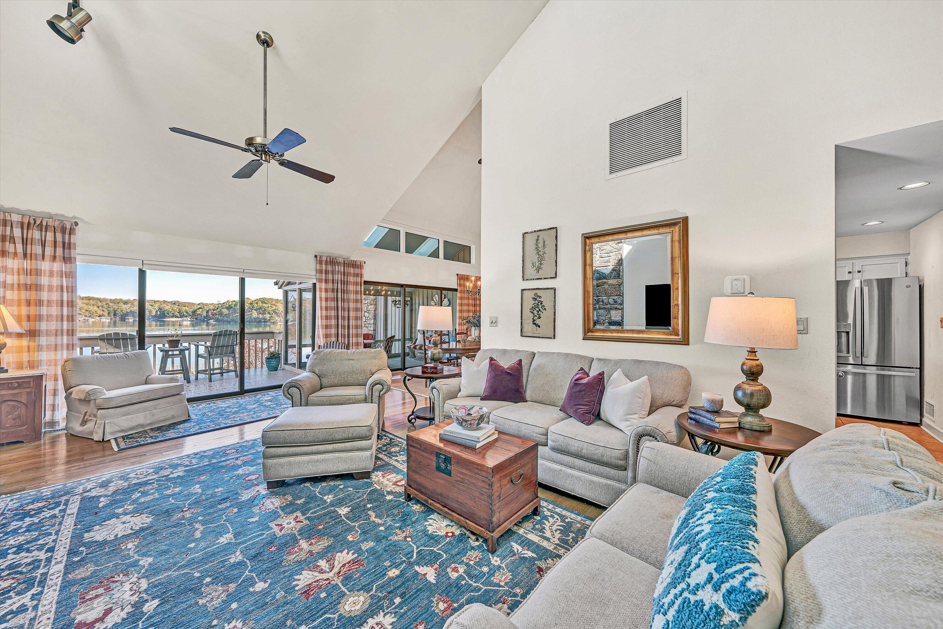 112 Gangplank CIR