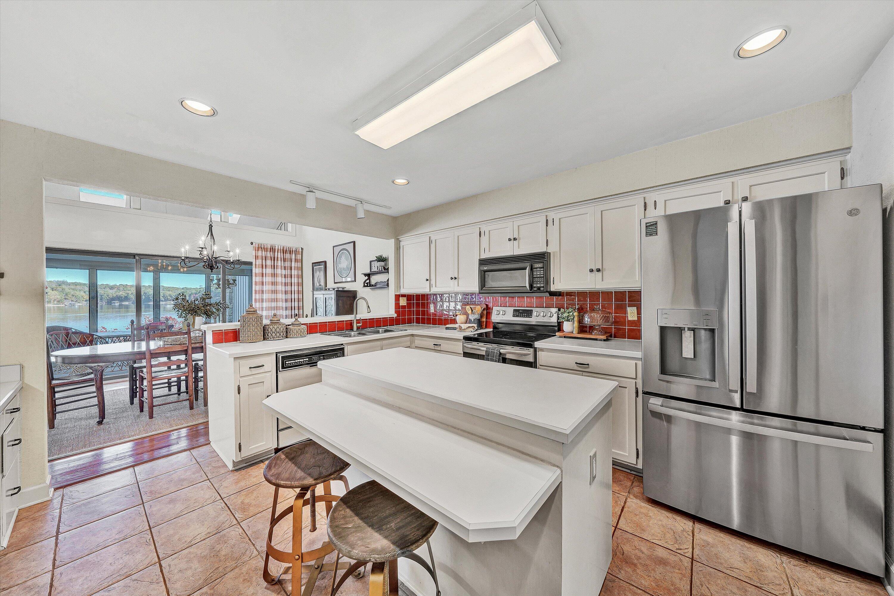 112 Gangplank CIR