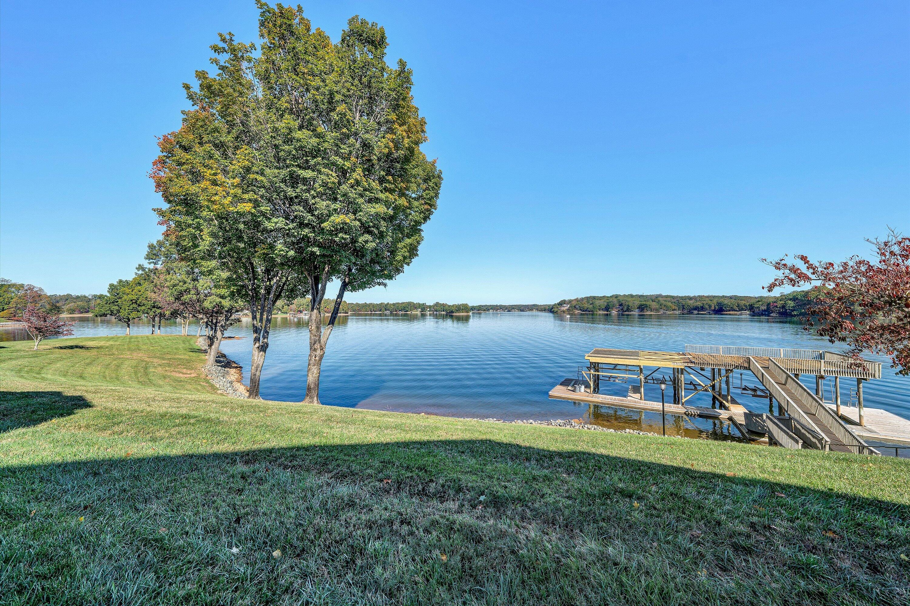 112 Gangplank CIR