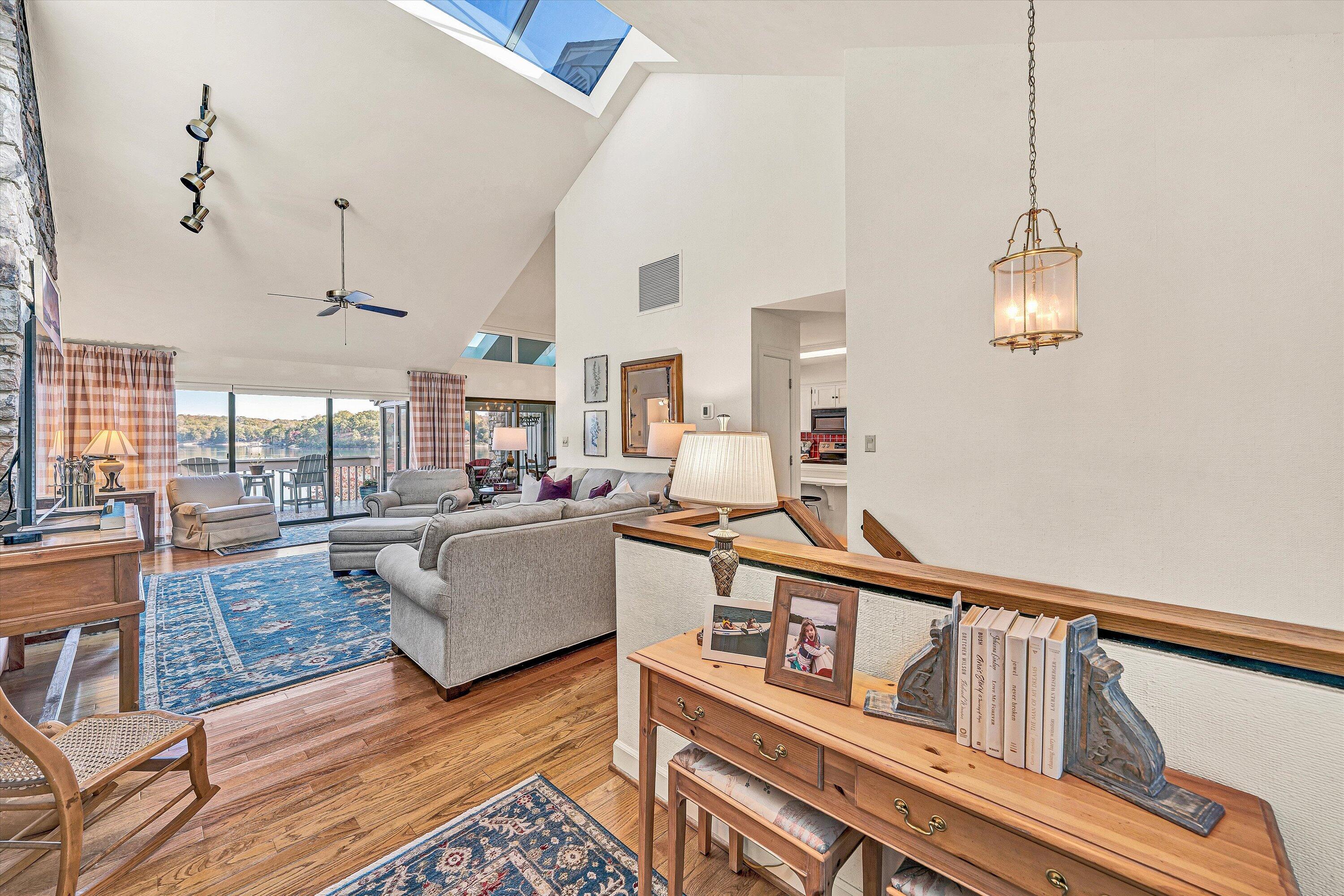 112 Gangplank CIR