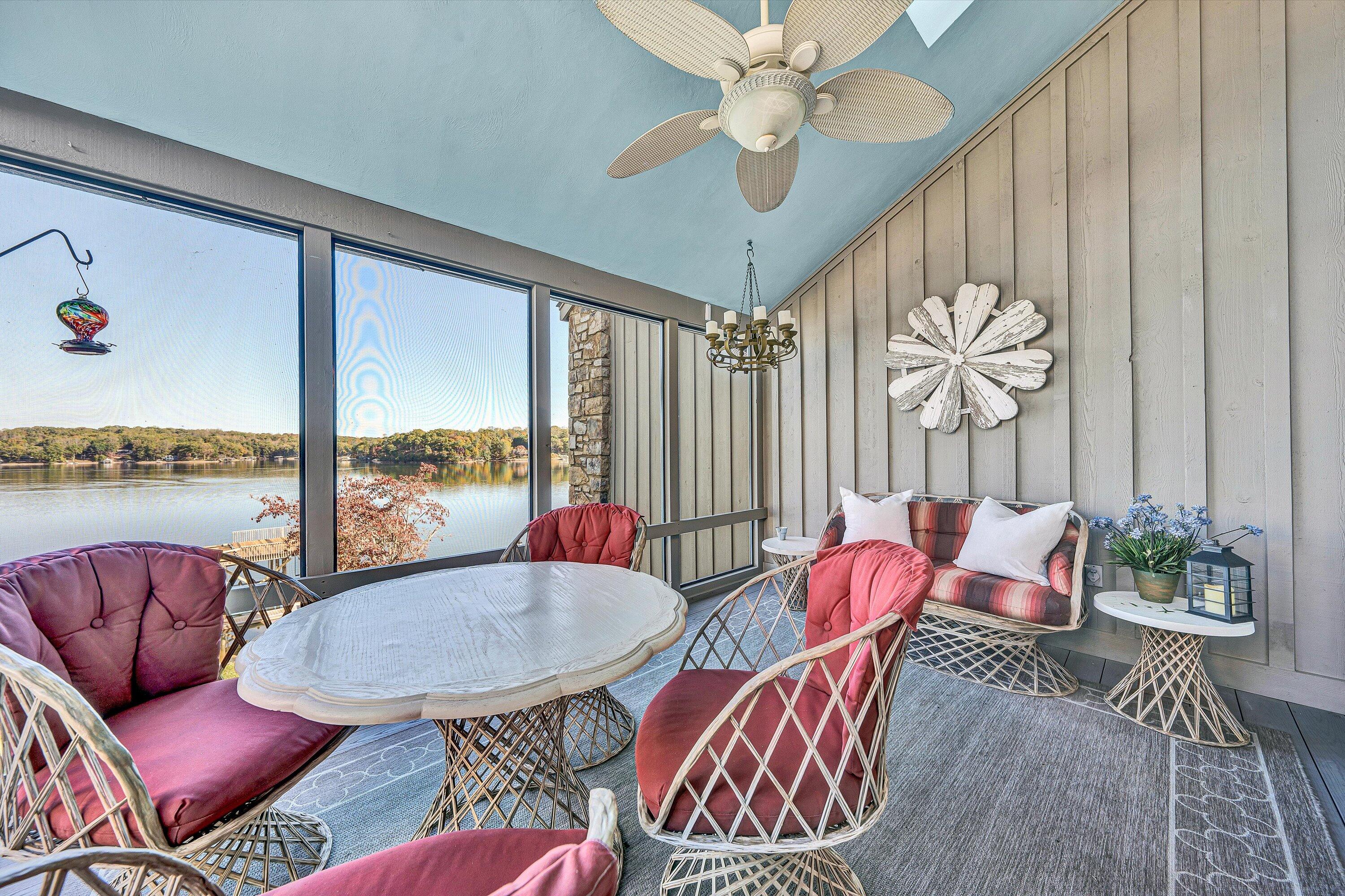 112 Gangplank CIR