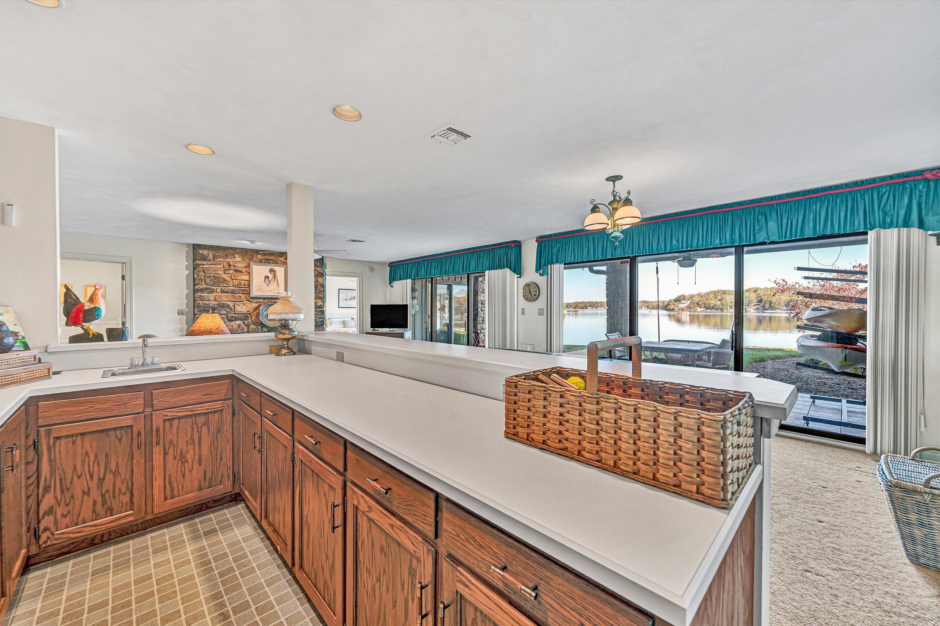 112 Gangplank CIR