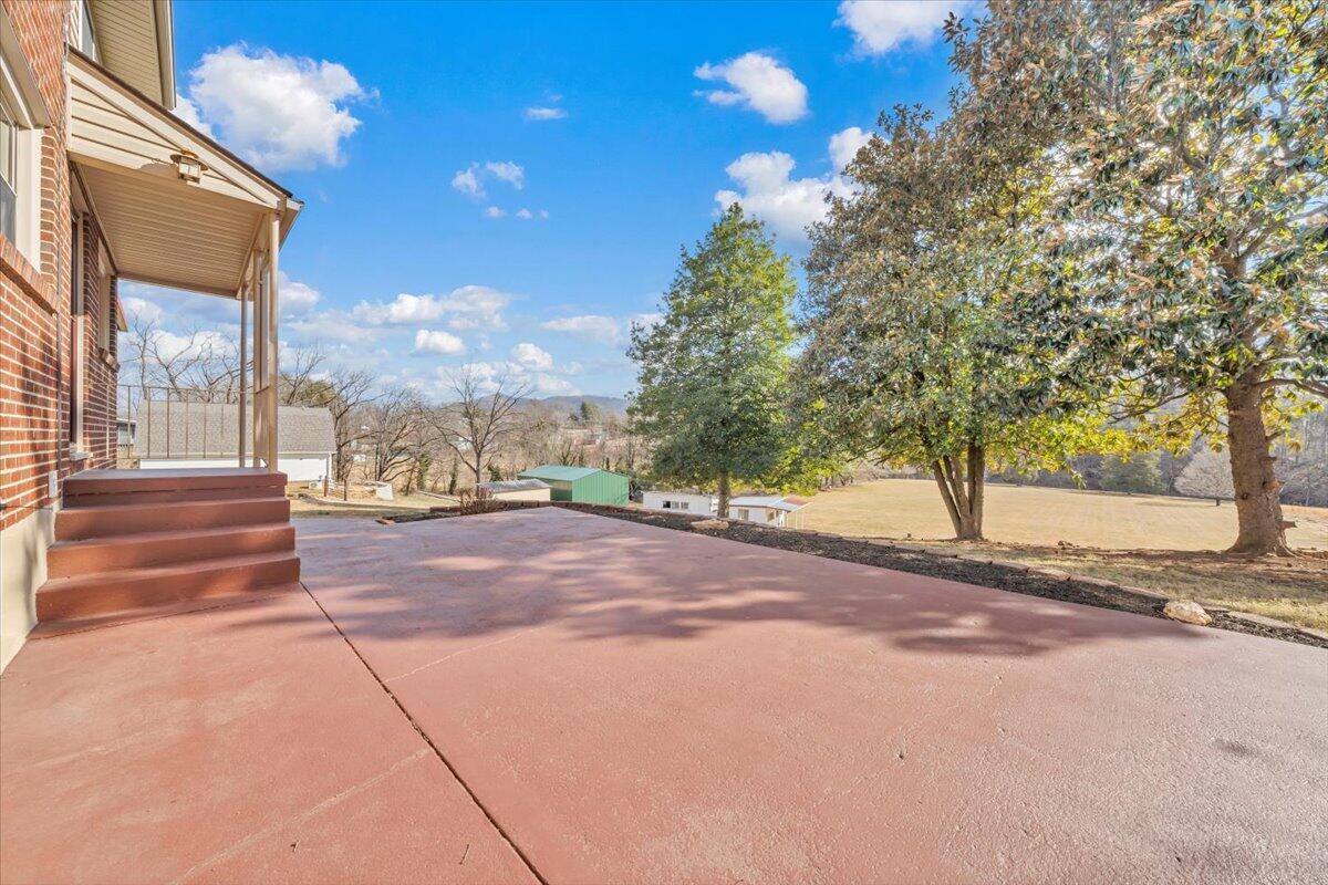 517 Boxley RD