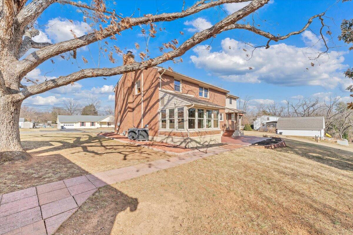 517 Boxley RD