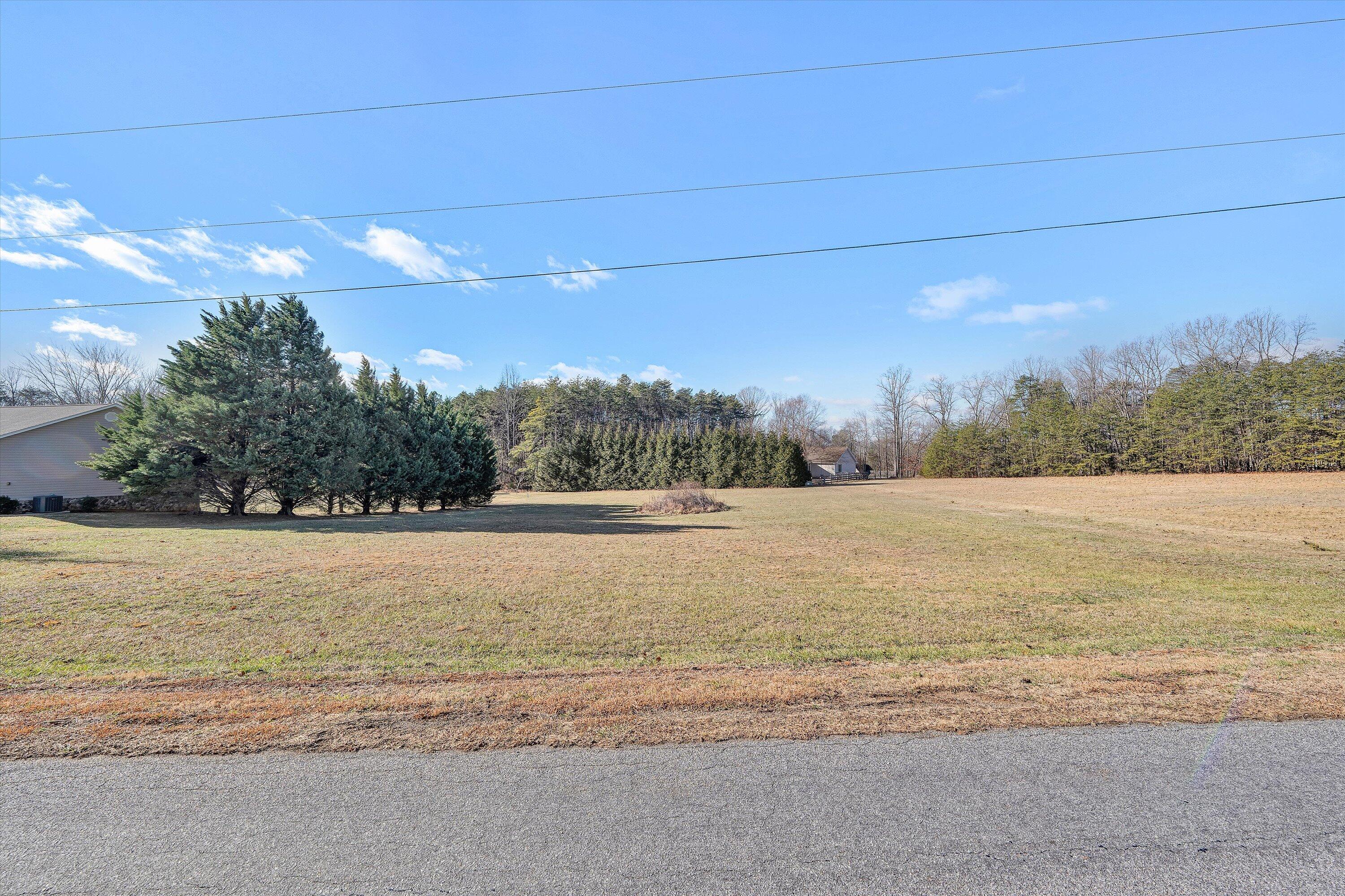 Lot 22 Rolling RD