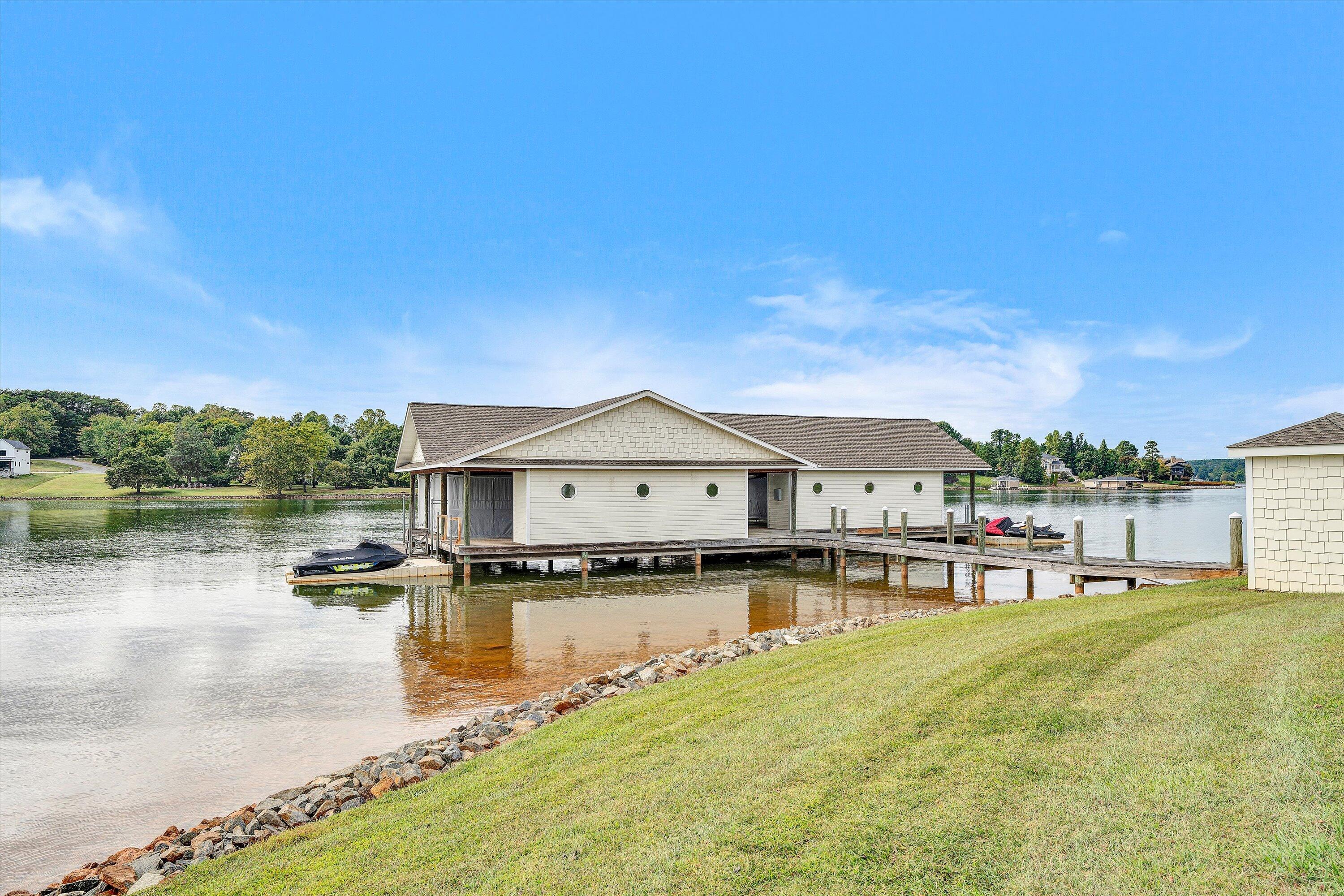355 Haley Scott DR