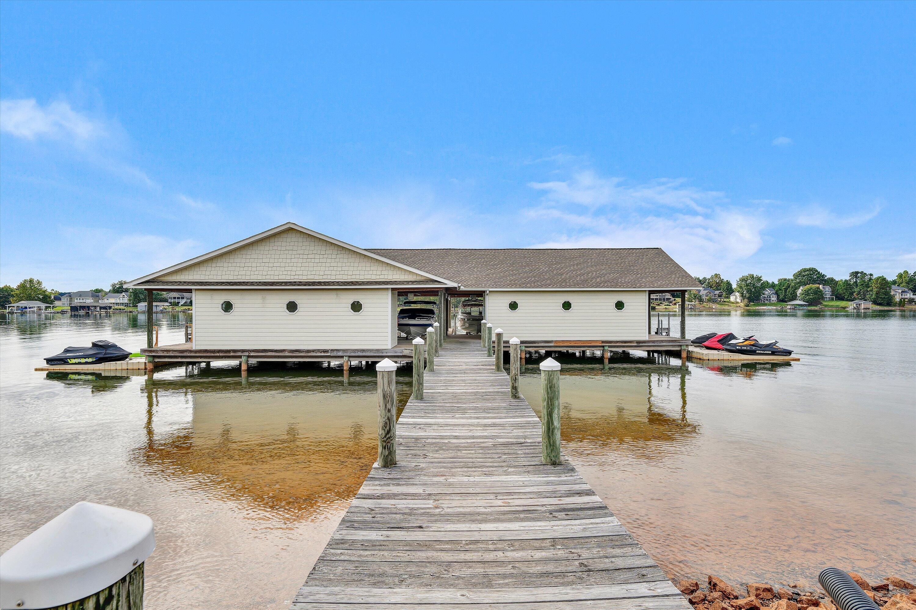 355 Haley Scott DR