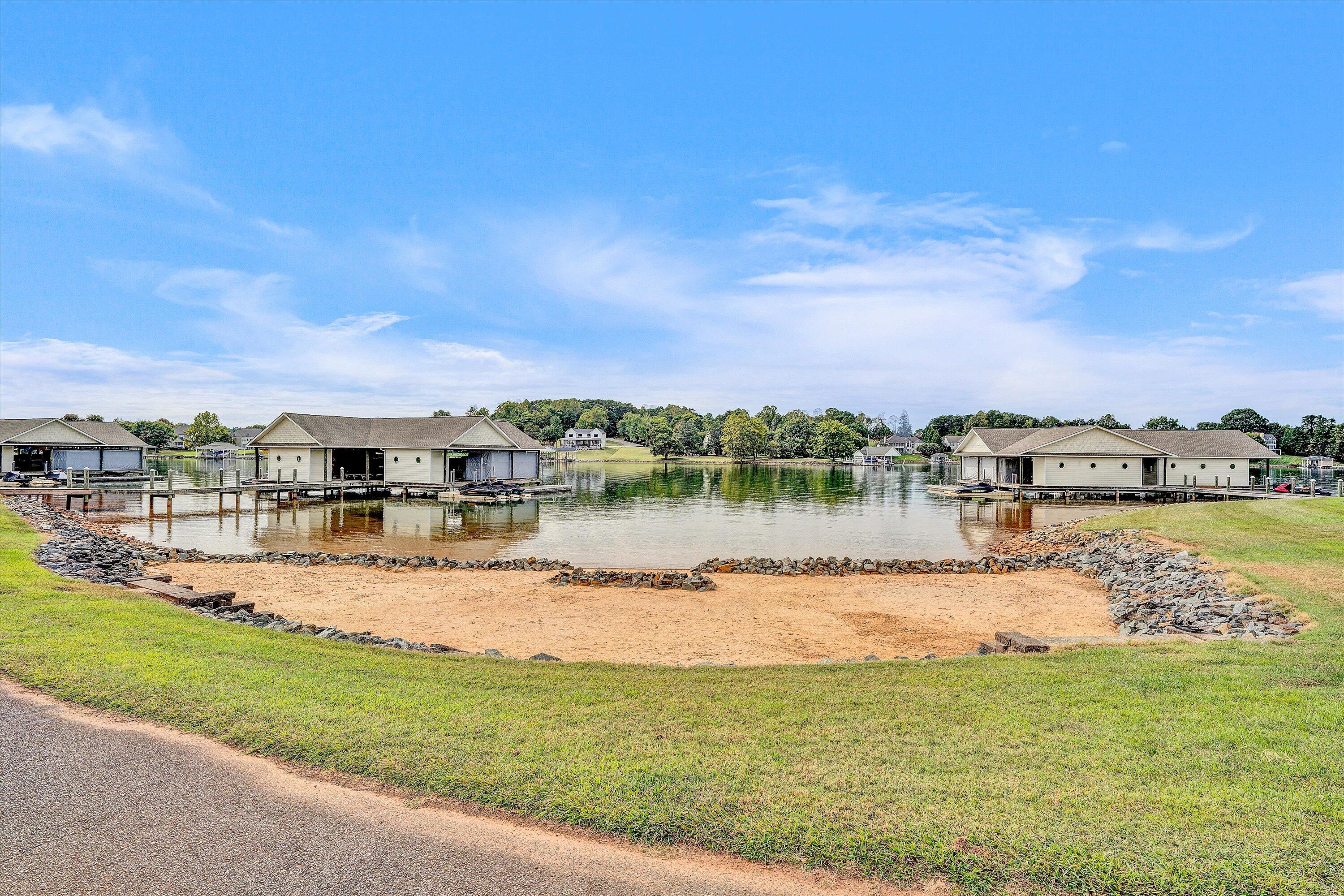 355 Haley Scott DR