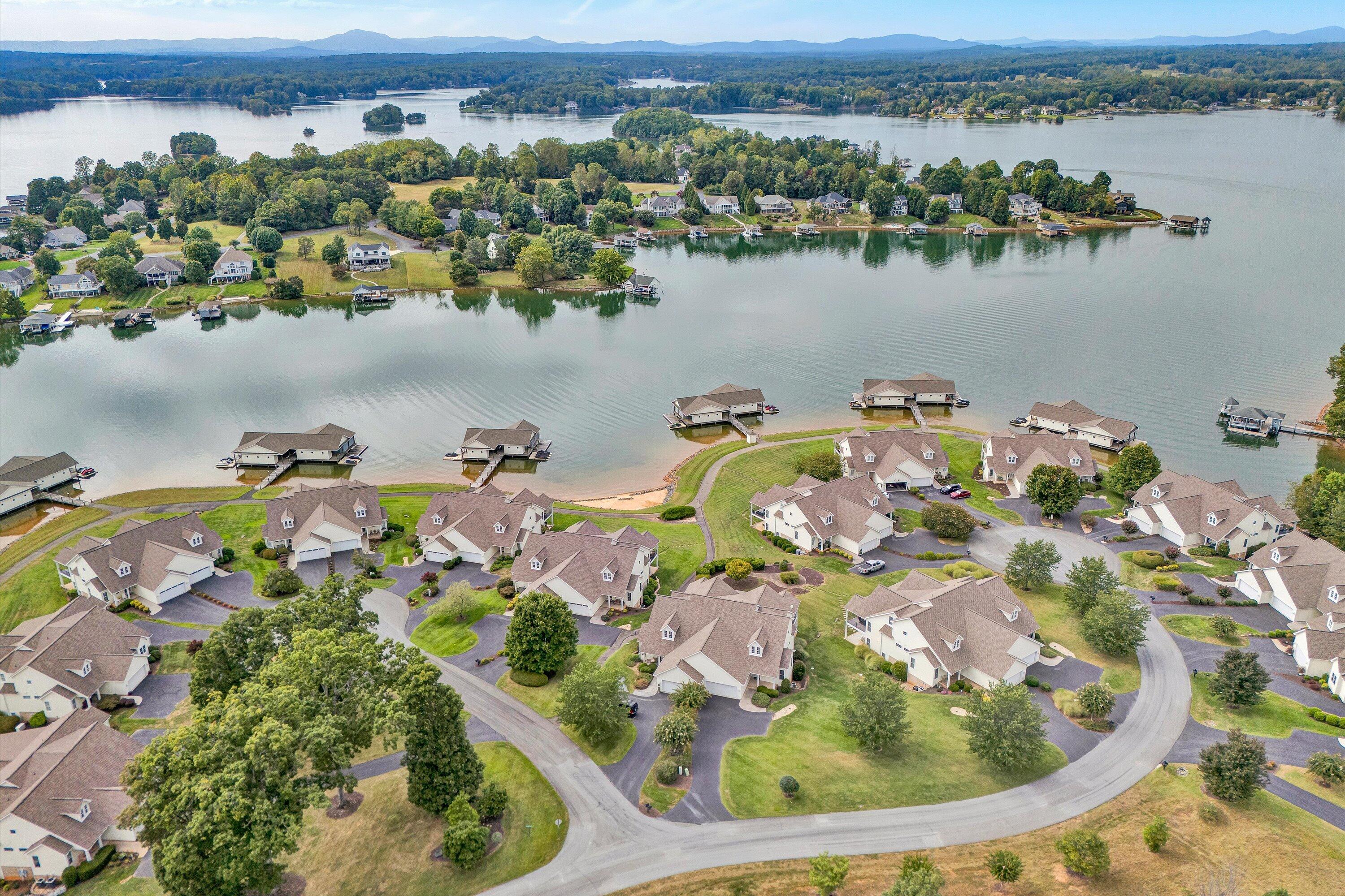 355 Haley Scott DR