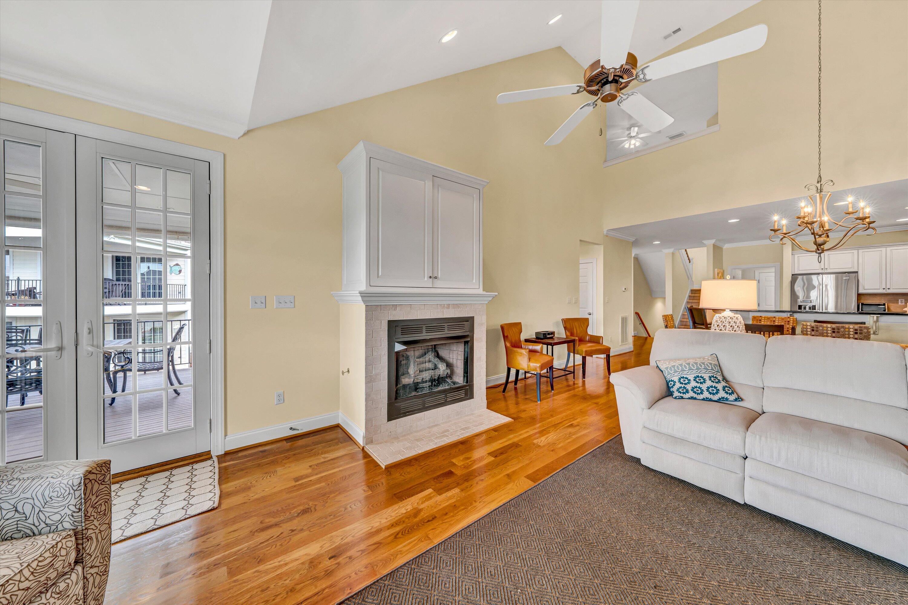 355 Haley Scott DR