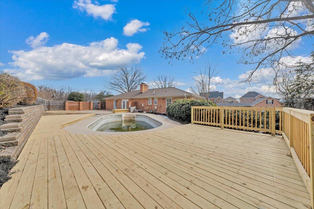 971 Stonegate DR