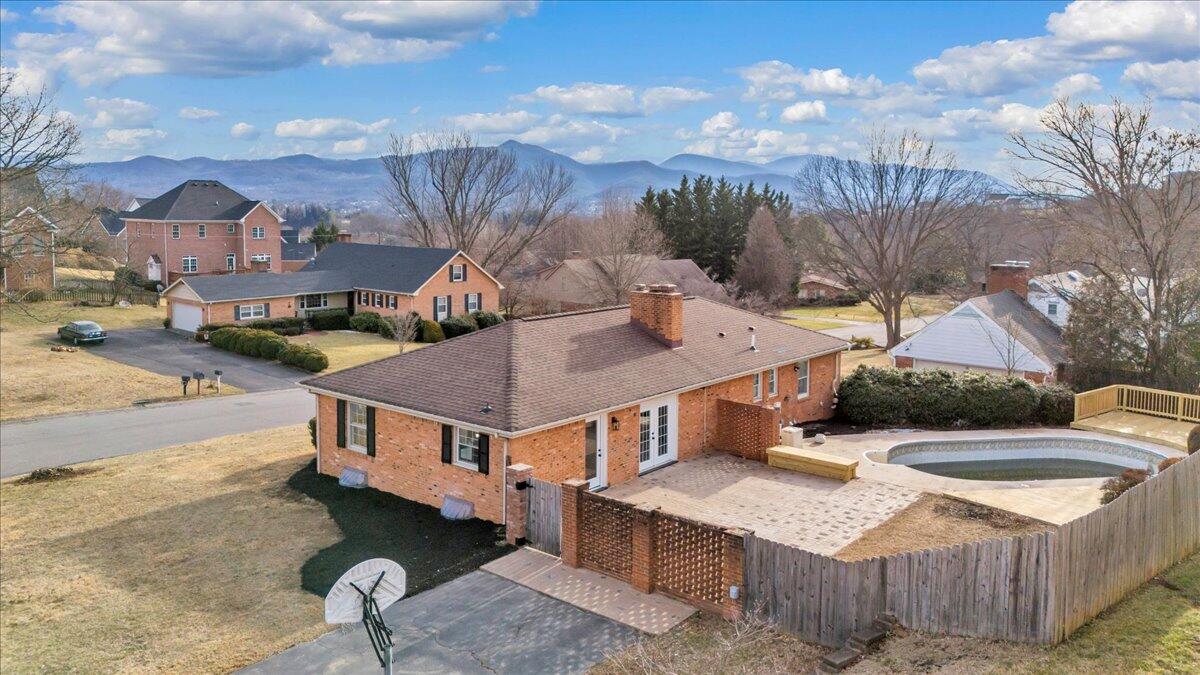 971 Stonegate DR
