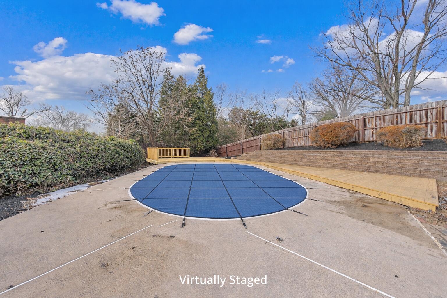 971 Stonegate DR