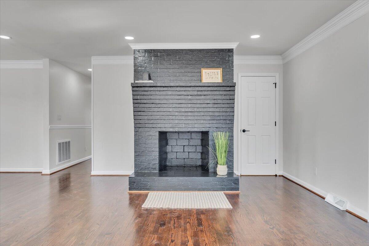 971 Stonegate DR