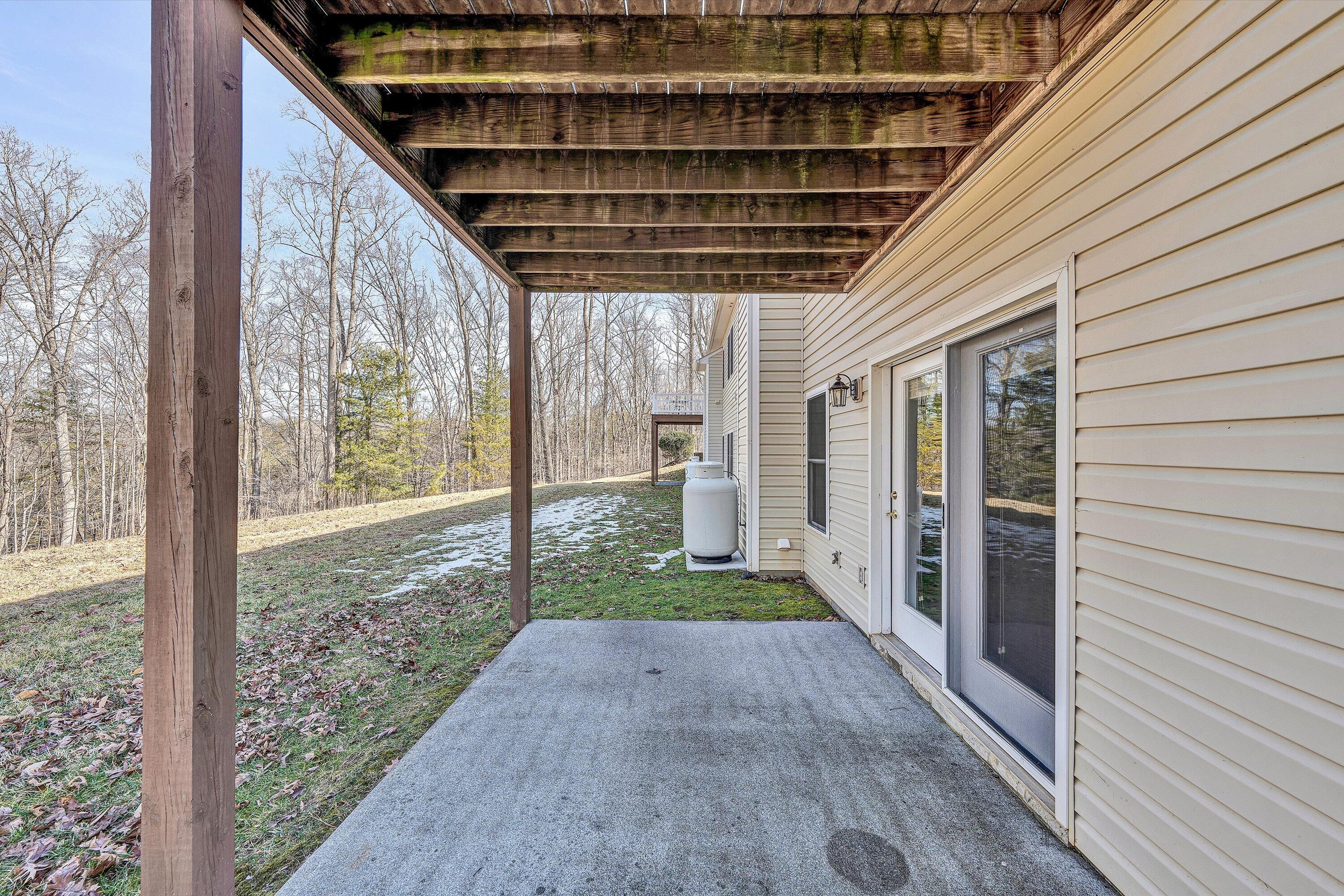51 Fairway Oaks DR Unit: 8