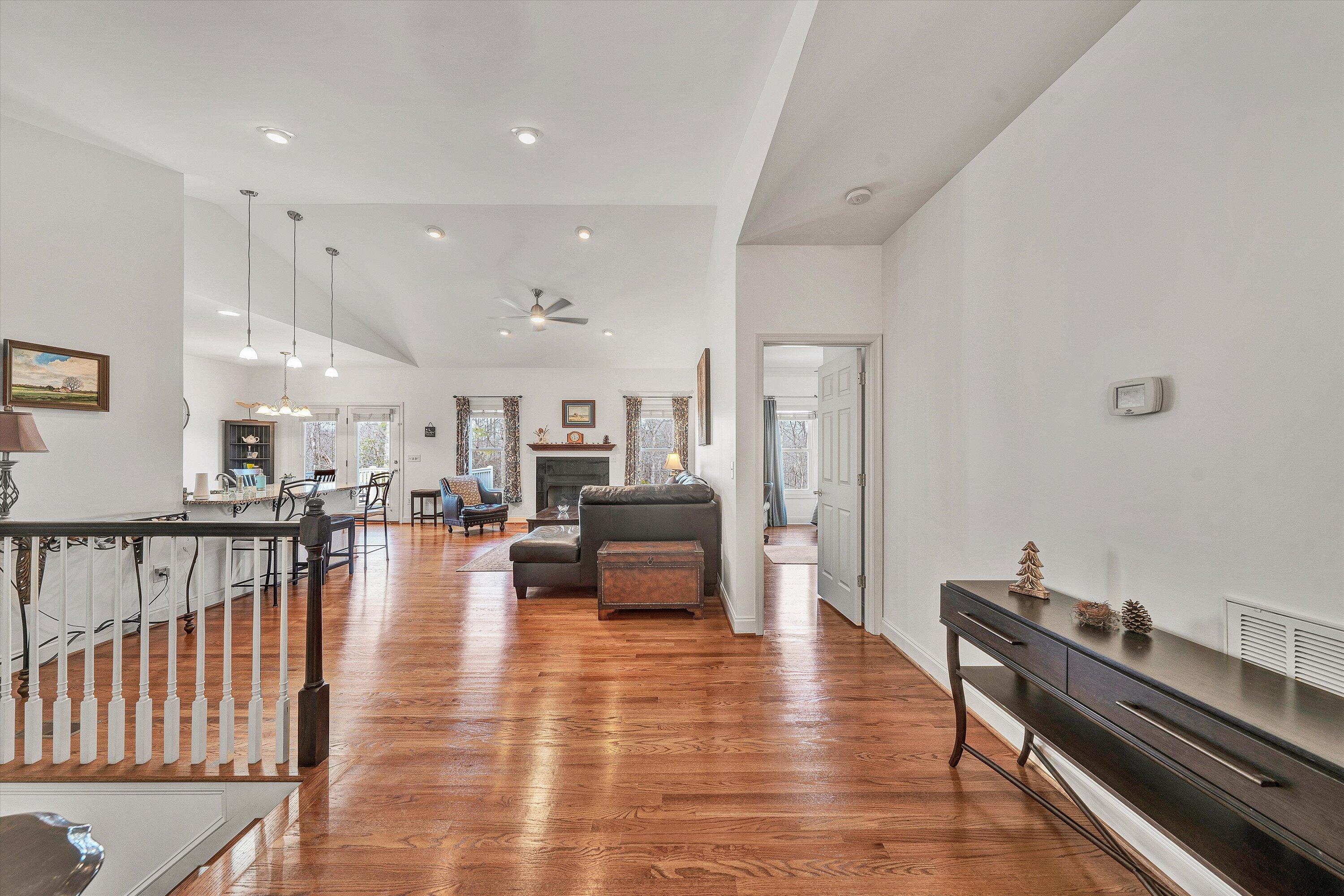 51 Fairway Oaks DR Unit: 8