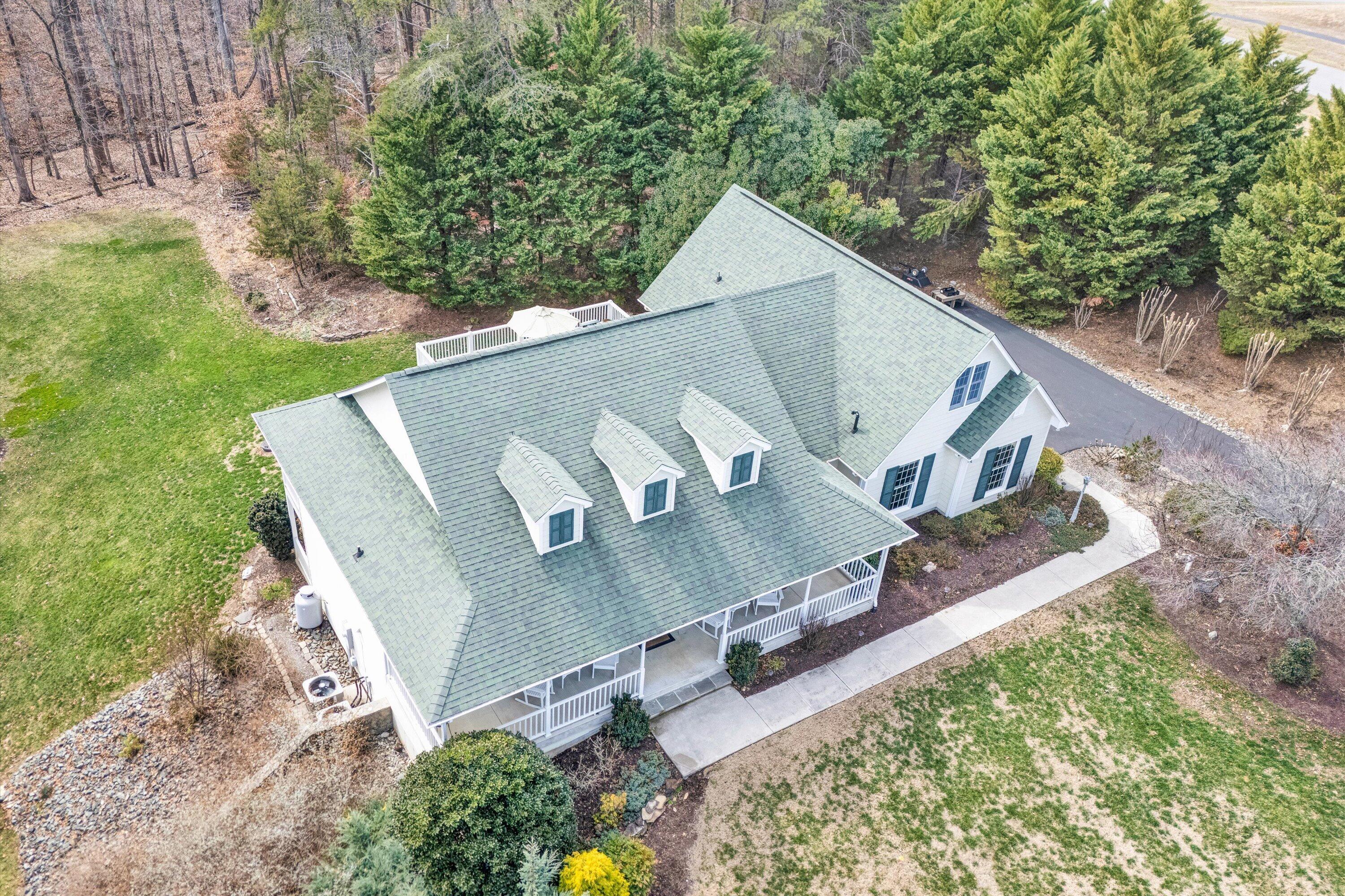20 South Pointe LN