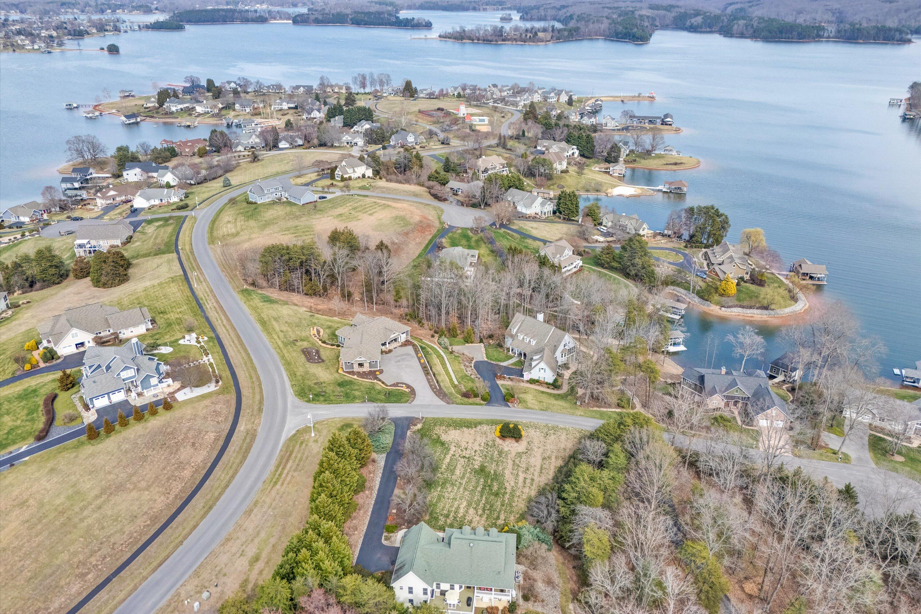 20 South Pointe LN