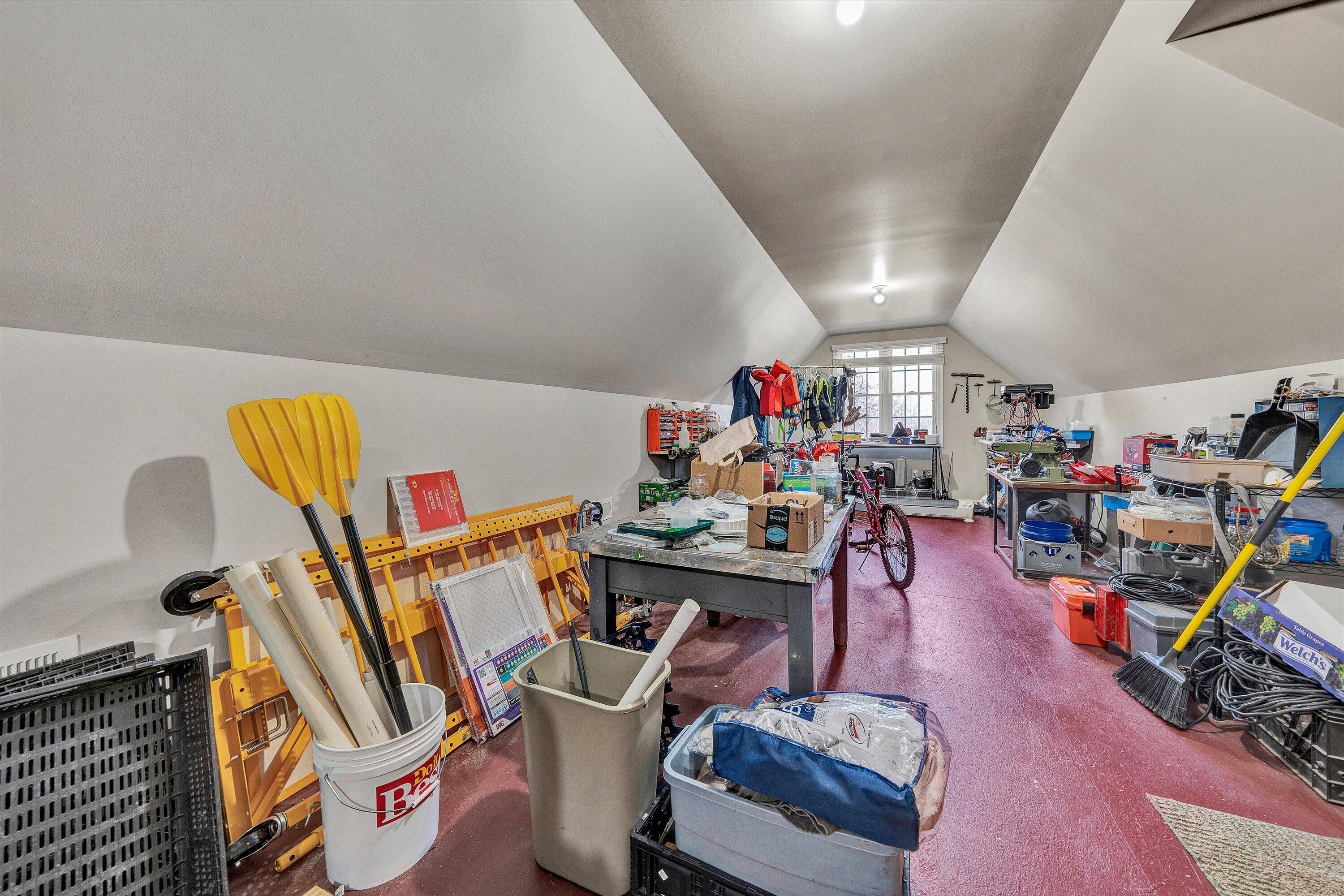 20 South Pointe LN