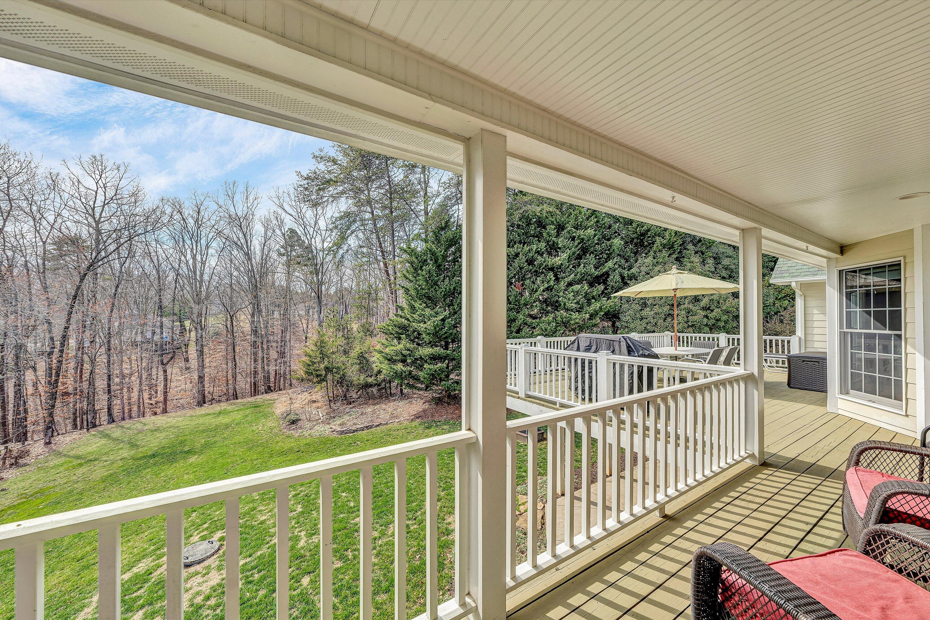 20 South Pointe LN