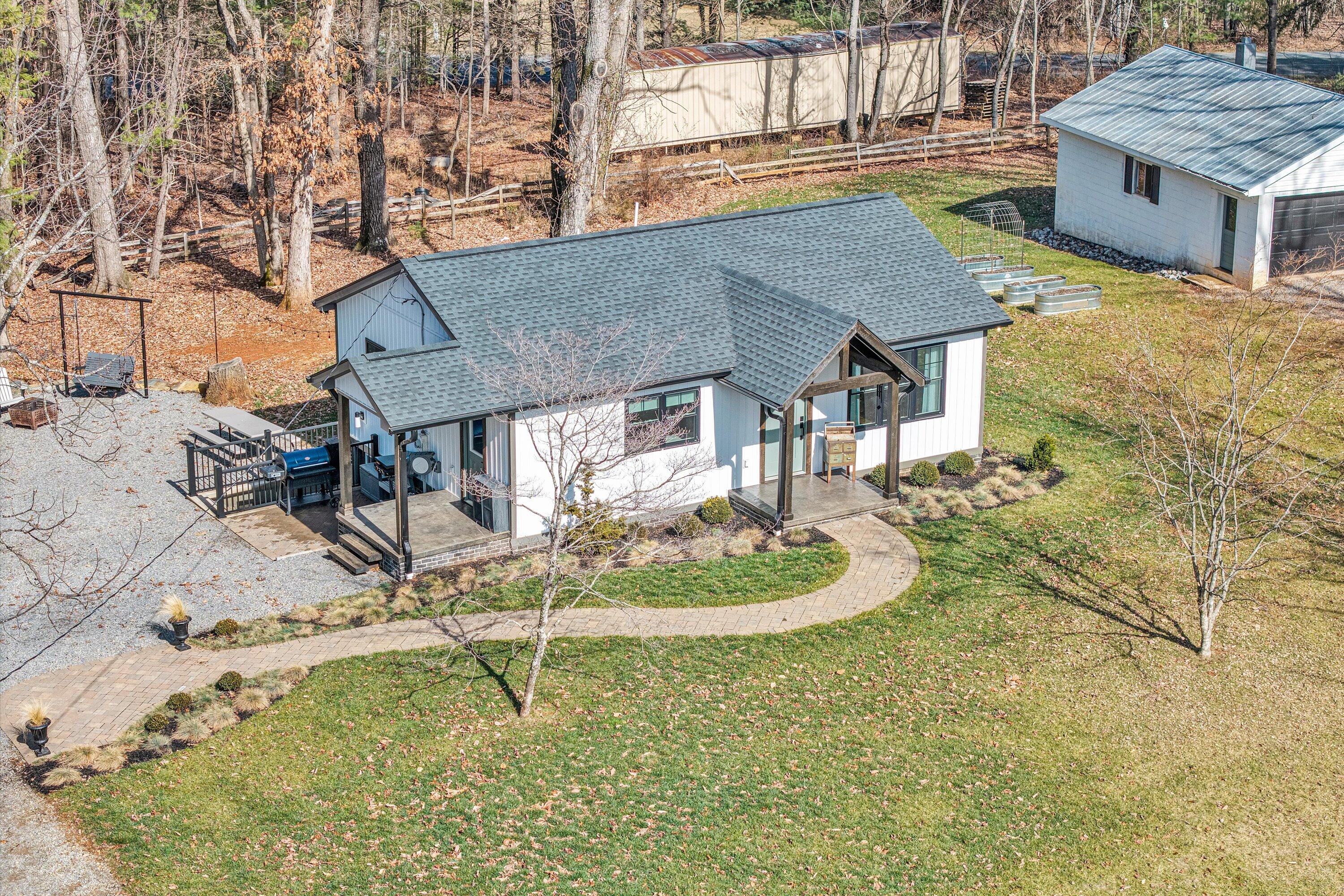 1990 Edwardsville RD