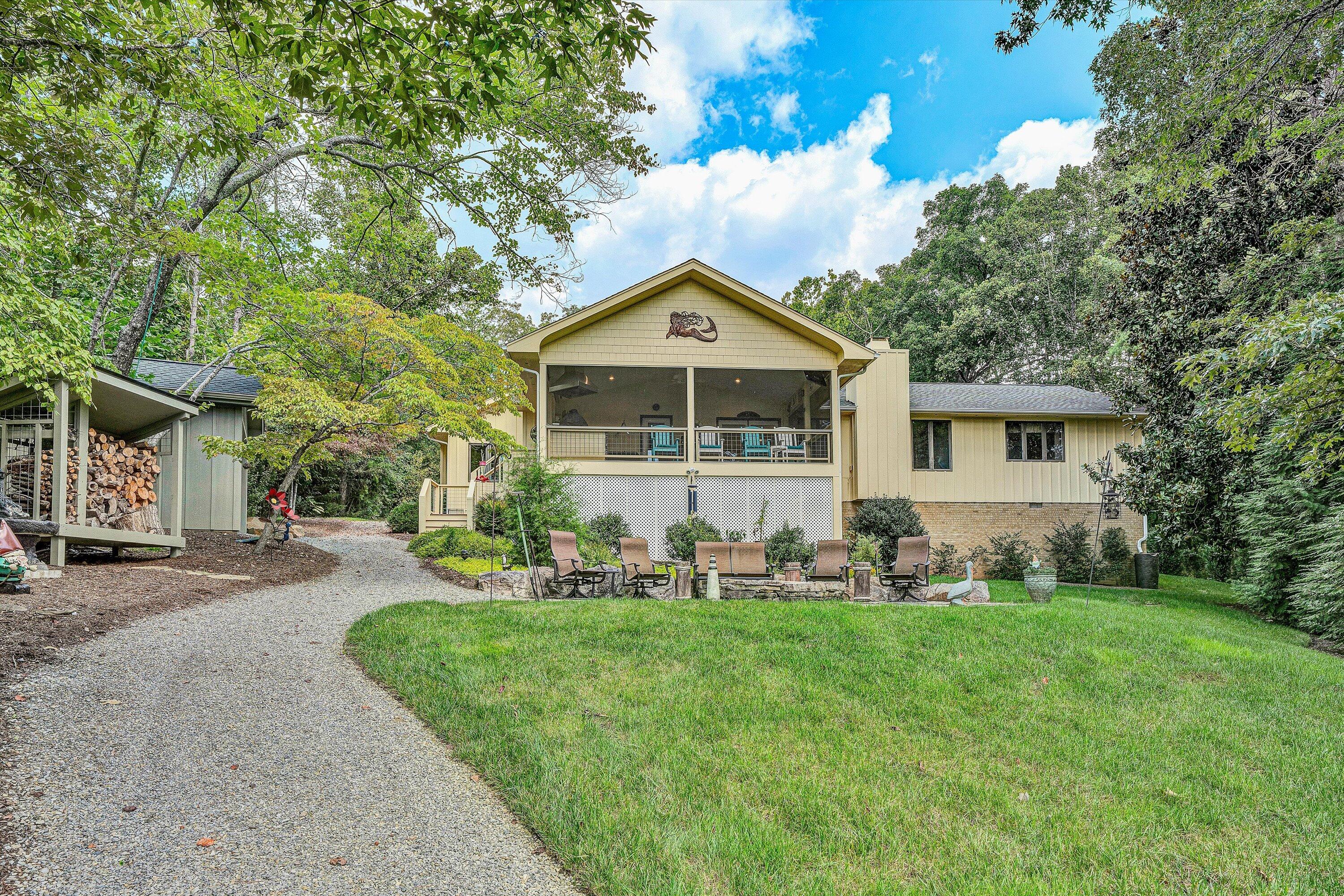 116 Deer Creek DR