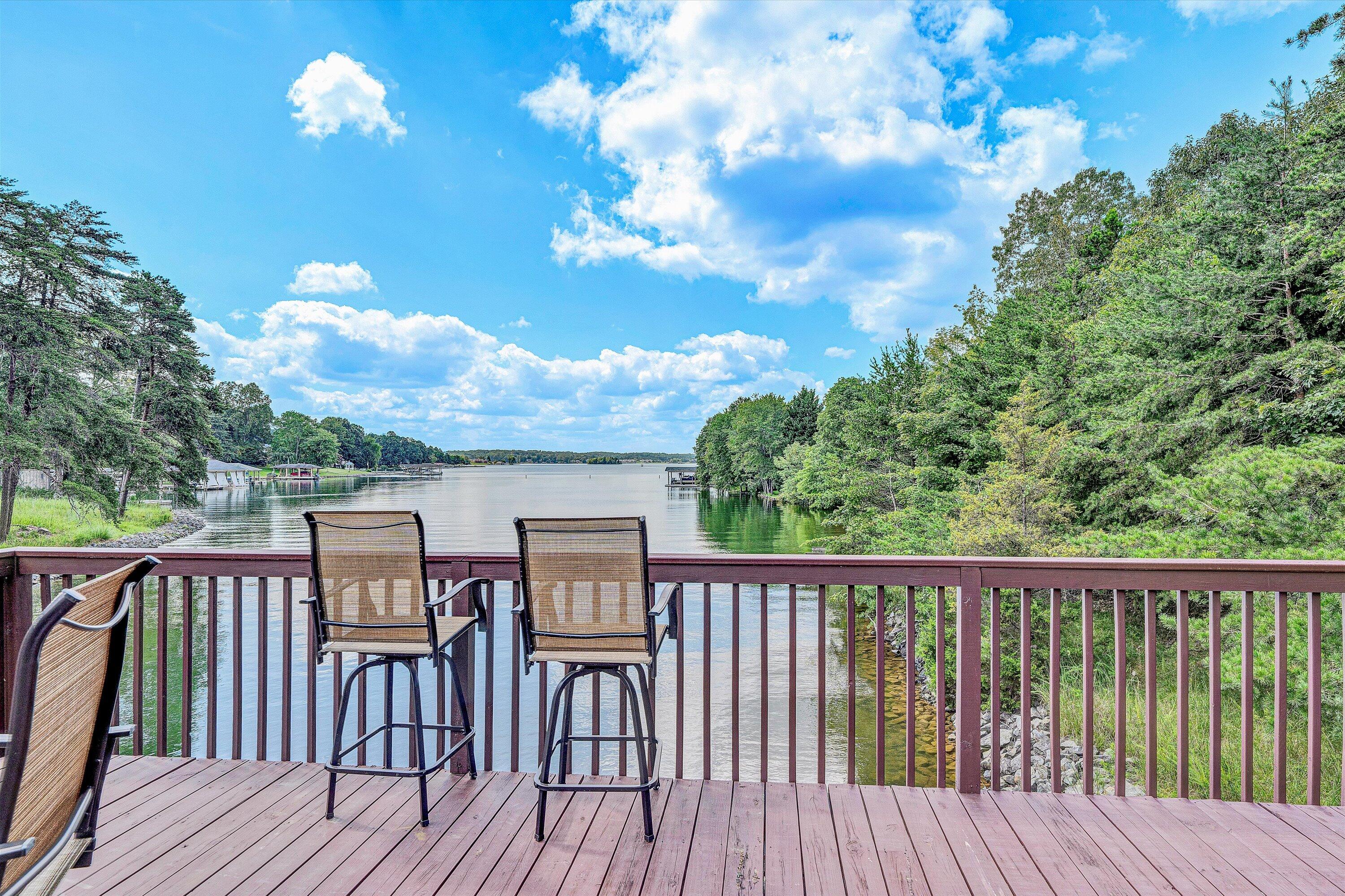 116 Deer Creek DR