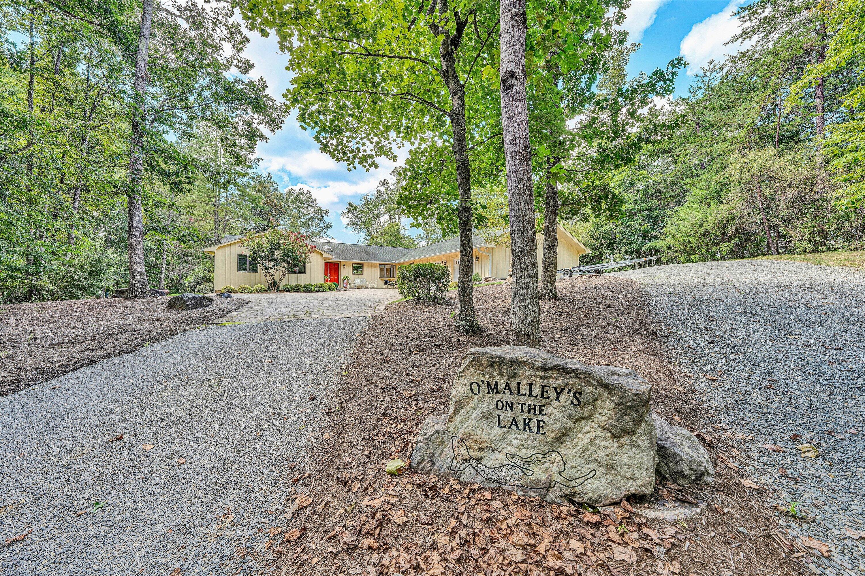 116 Deer Creek DR