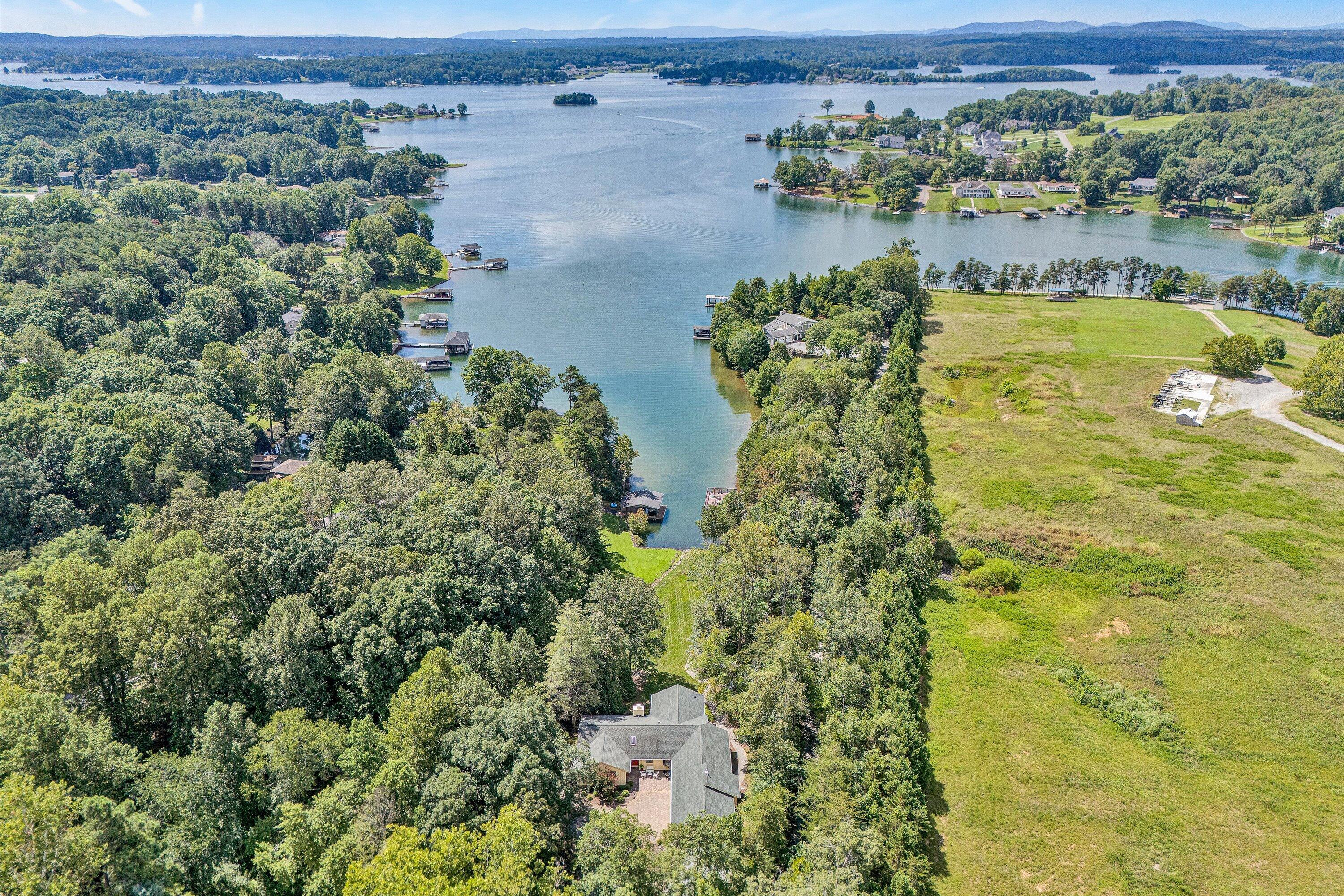 116 Deer Creek DR