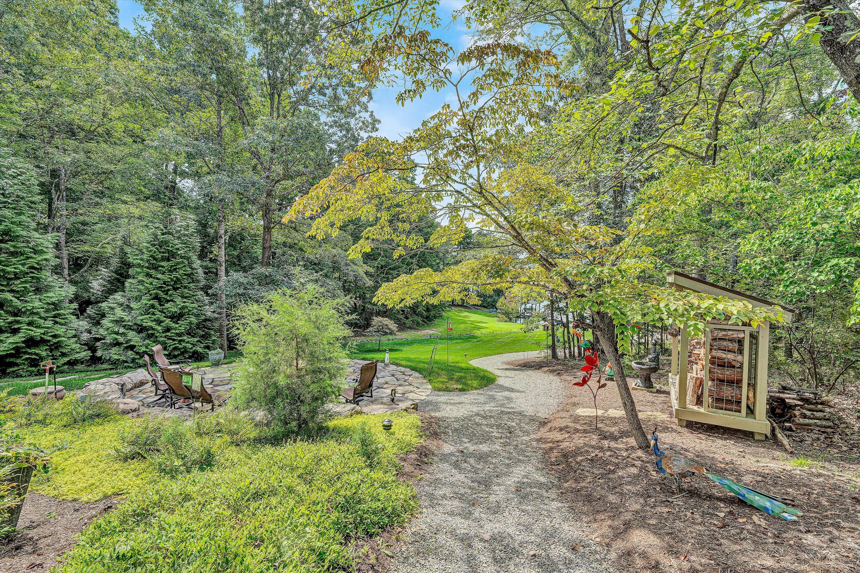 116 Deer Creek DR